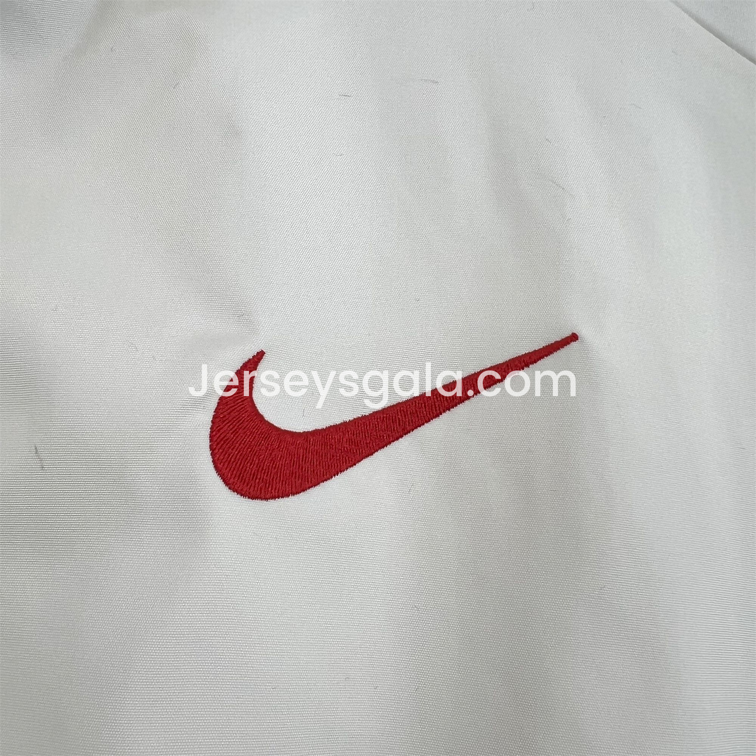 JerseysGala.com | Retro Barcelona 1994-95 Player Windbreaker - White -Customize Name, Number and Patch | Worldwide Shipping