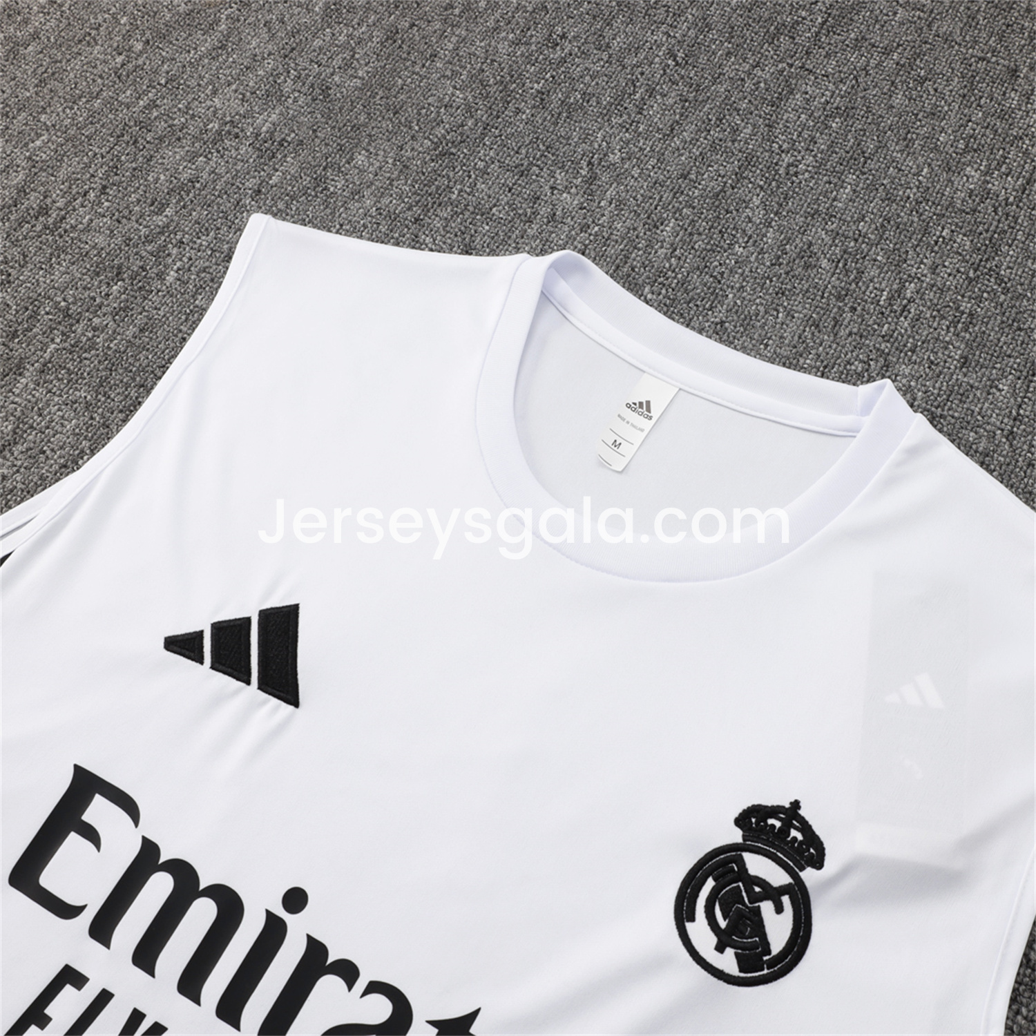 JerseysGala.com | Real Madrid 25-26 Vest Training Set - White Vest and Black Shorts -Customize Name, Number and Patch | Worldwide Shipping