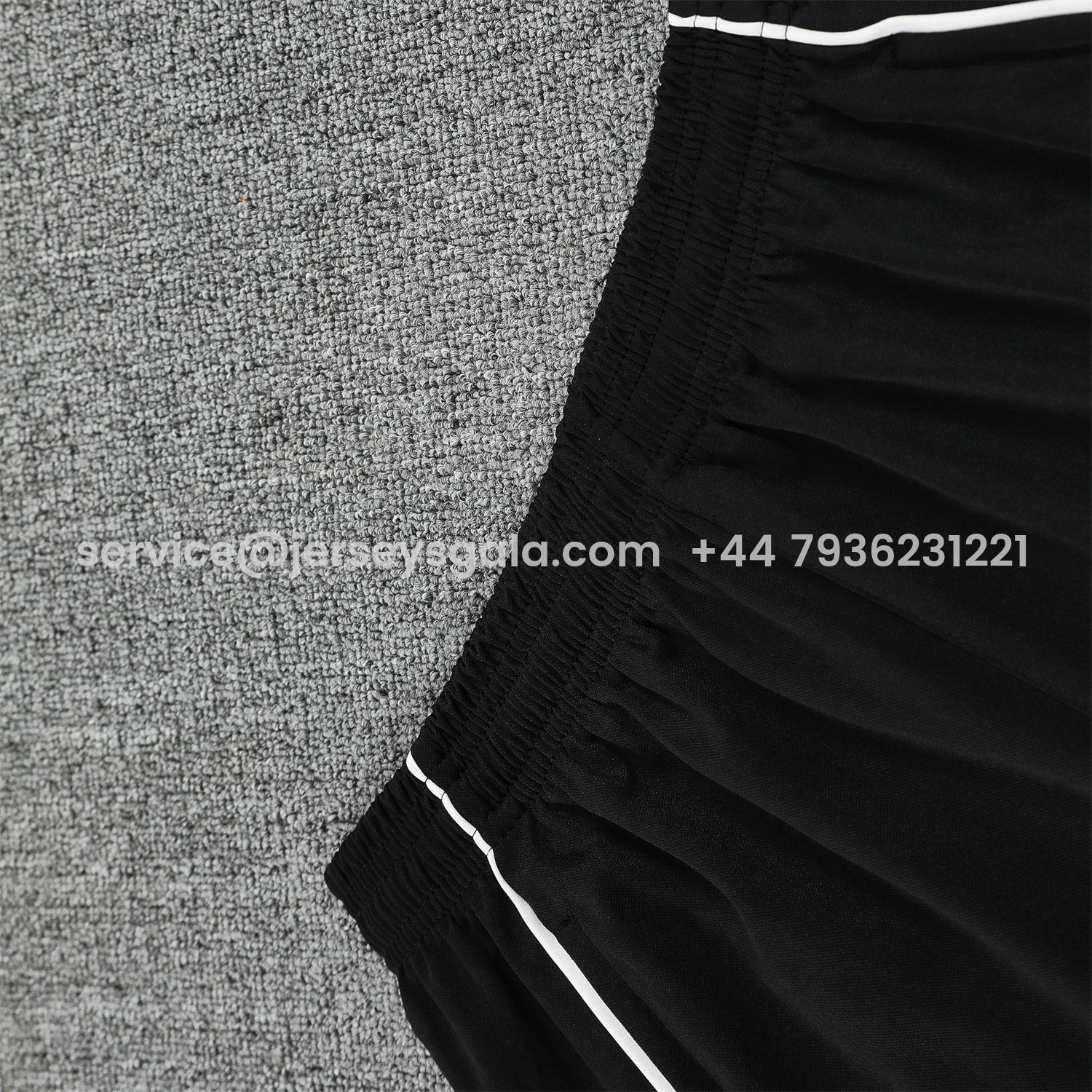 JerseysGala.com | Real Madrid 25-26 Vest Training Set - Grey And White Vest & Black Shorts -Customize Name, Number and Patch | Worldwide Shipping