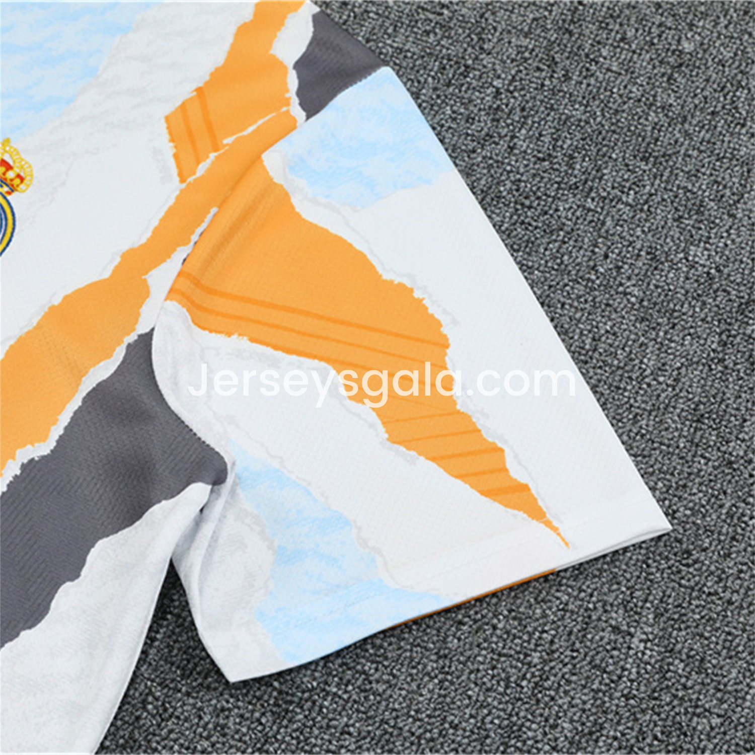 JerseysGala.com | Real Madrid 24-25 Pre-Match Kids Short-Sleeve Training Set - Camouflage -Customize Name, Number and Patch | Worldwide Shipping