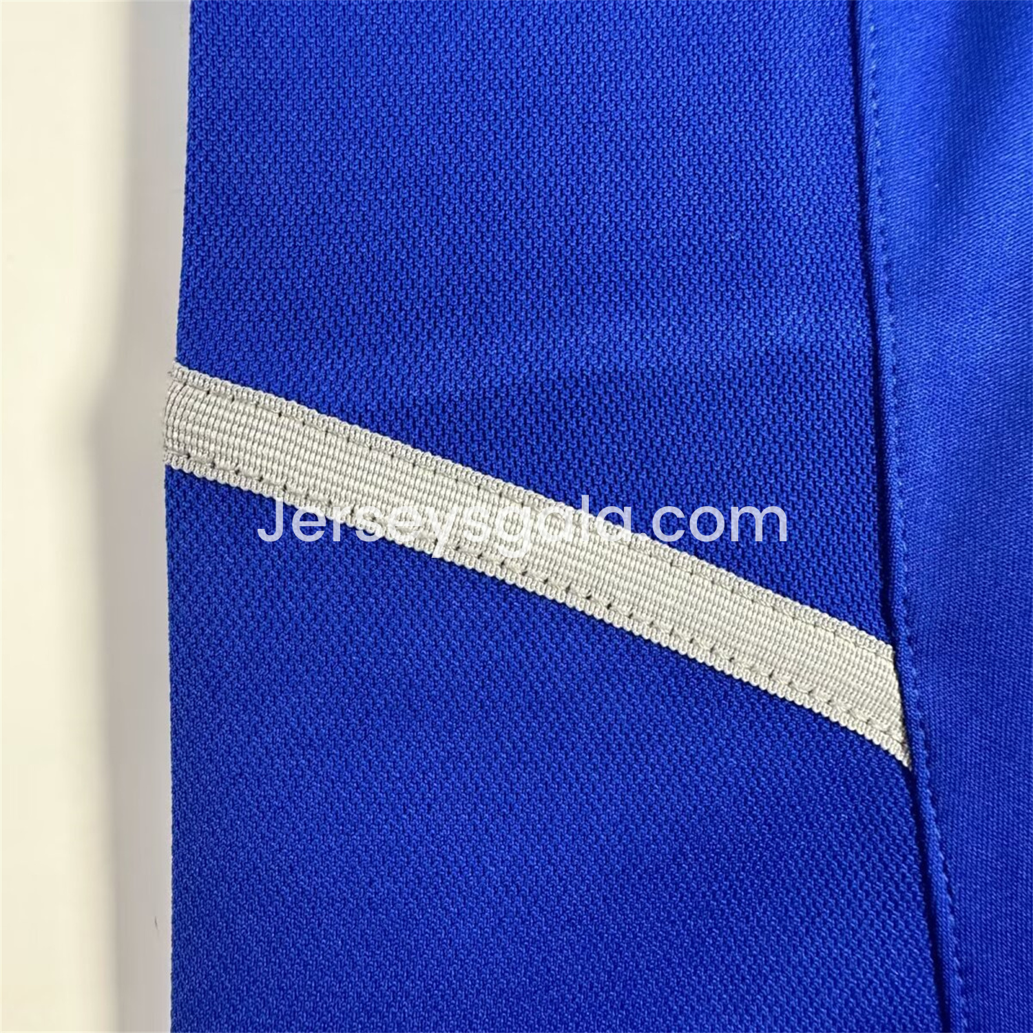 JerseysGala.com | Retro Manchester United 02-03 Third Long Sleeves Jersey -Customize Name, Number and Patch | Worldwide Shipping