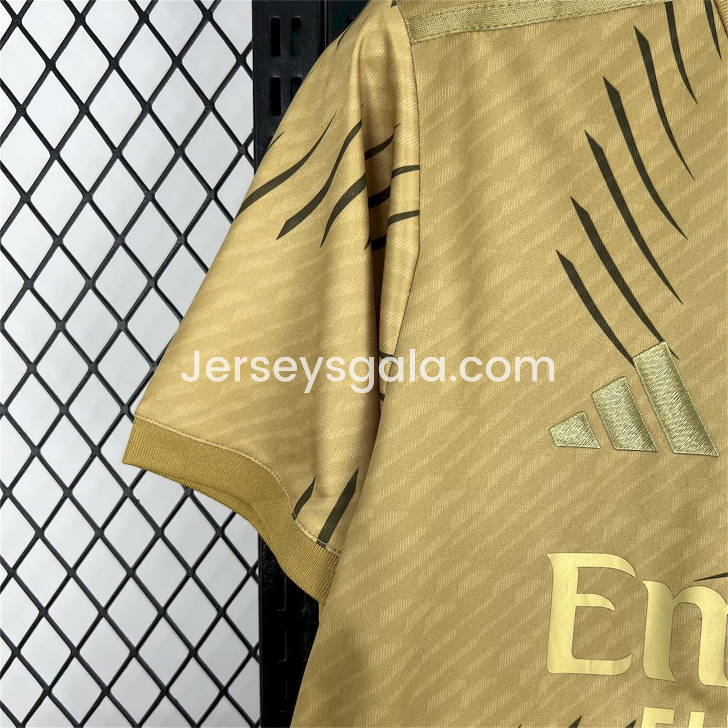 JerseysGala.com | Real Madrid 25-26 Gold Swirl Training Jersey - Fans Version -Customize Name, Number and Patch | Worldwide Shipping