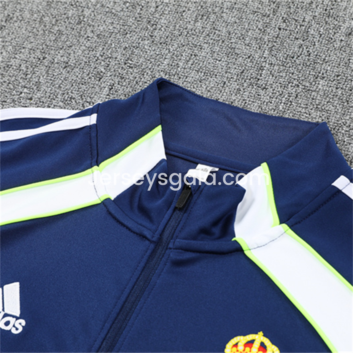 JerseysGala.com | Real Madrid 25-26 Kids Long Sleeve Training Set - Throwback Royal Blue Top and Pants -Customize Name, Number and Patch | Worldwide Shipping