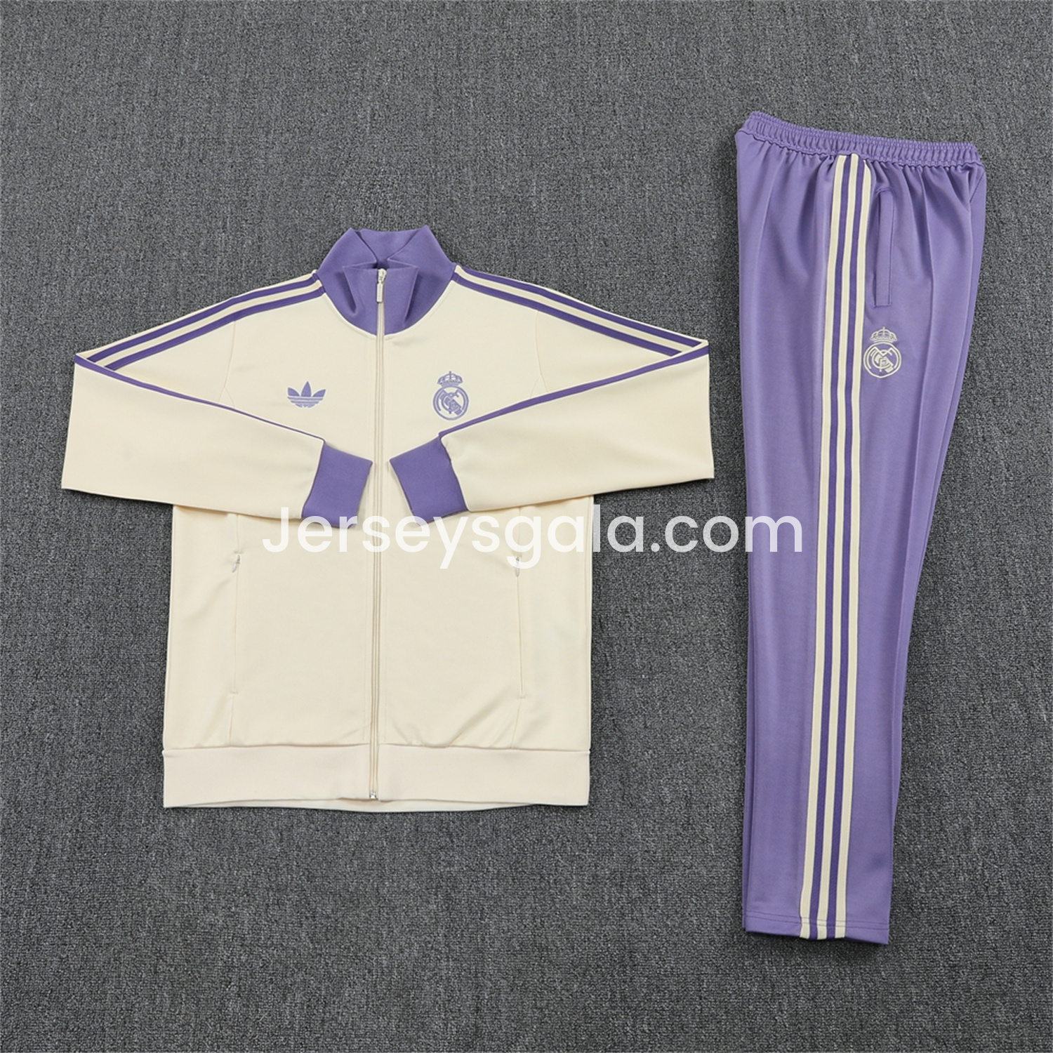 JerseysGala.com | Real Madrid 24-25 Throwback Jacket Training Tracksuit - Off-white Jackets & Purple Pants -Customize Name, Number and Patch | Worldwide Shipping