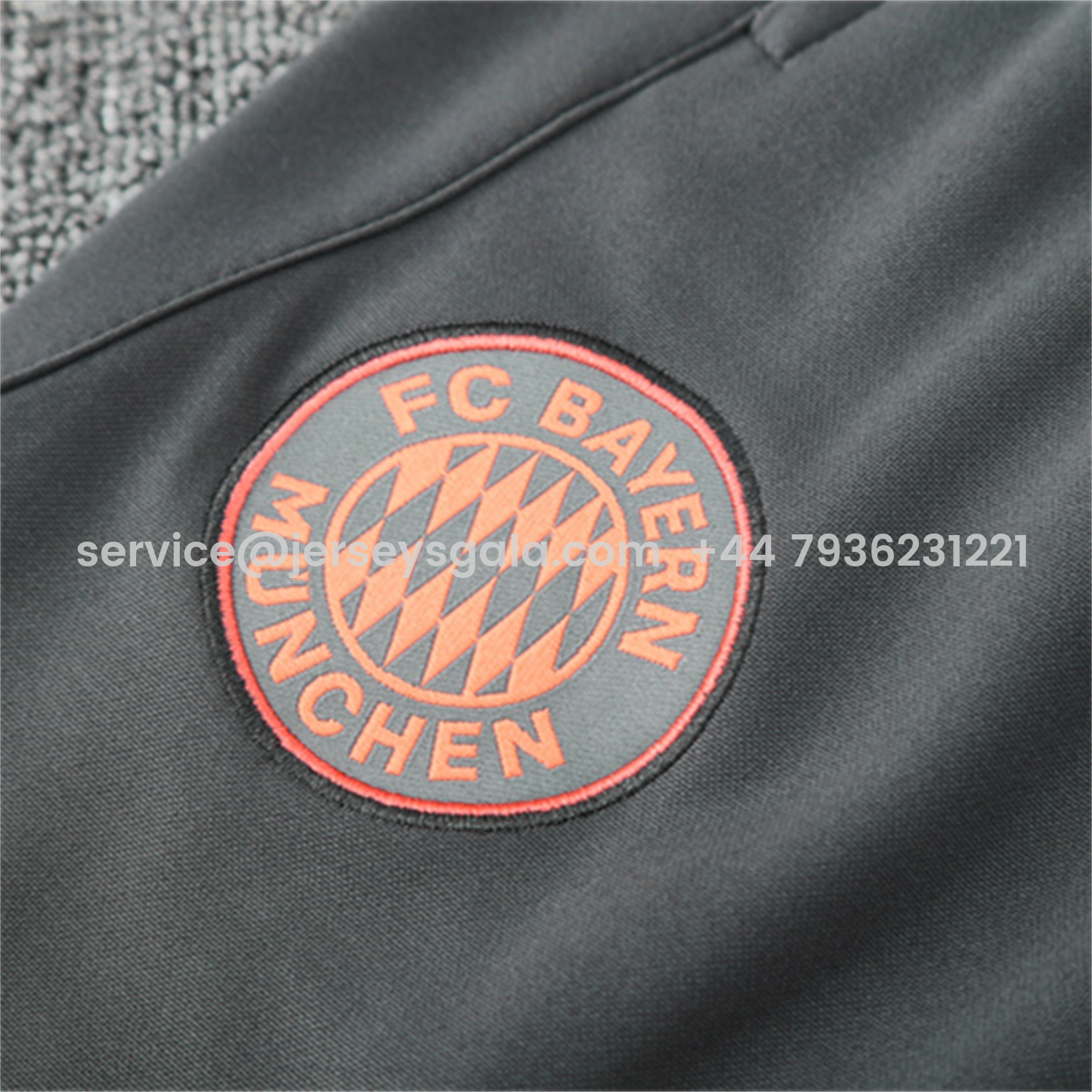 JerseysGala.com | Bayern Munich 25-26 Kids Long Sleeves Training Set - Dark Grey Top & Pants -Customize Name, Number and Patch | Worldwide Shipping