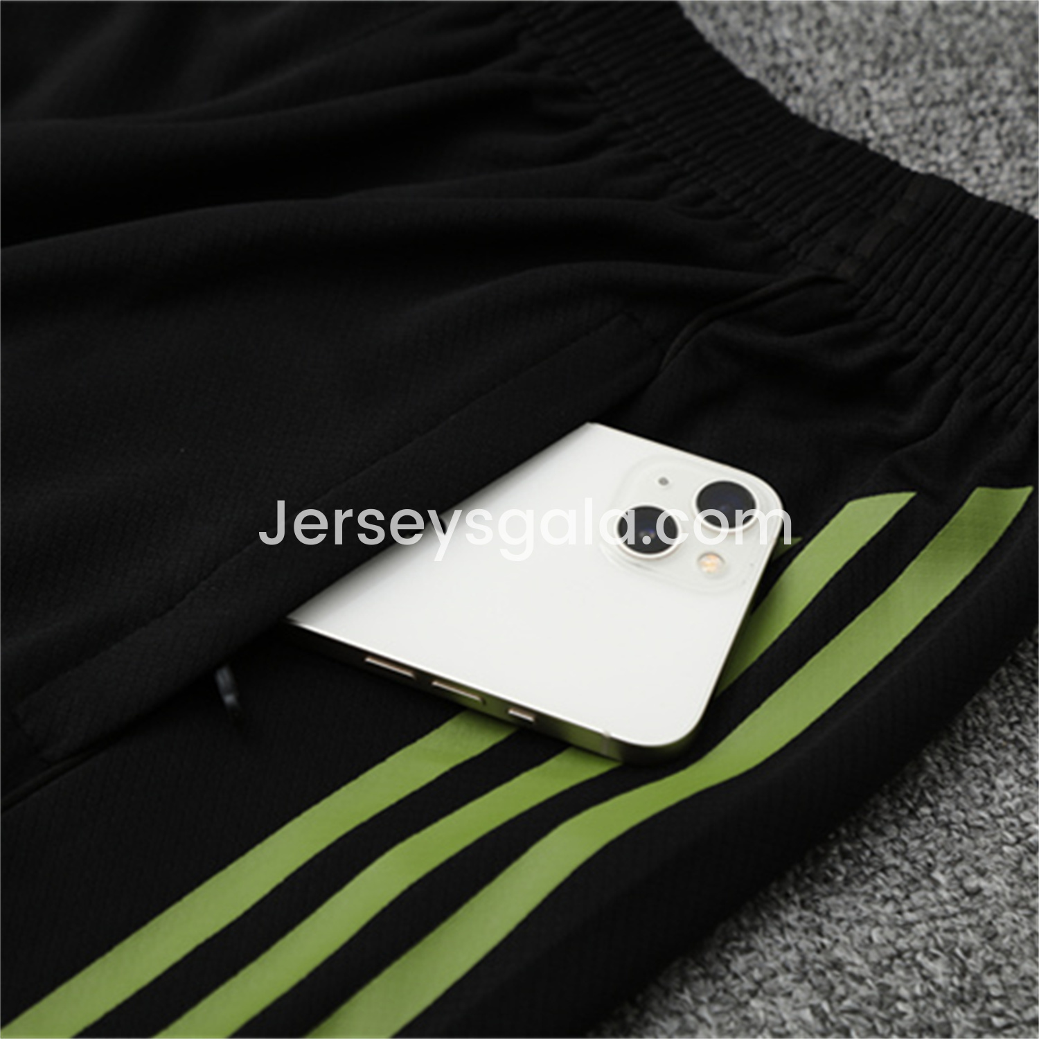 JerseysGala.com | Real Madrid 25-26 Kid Short-Sleeve Training Set - Green Black Top & Black Shorts -Customize Name, Number and Patch | Worldwide Shipping