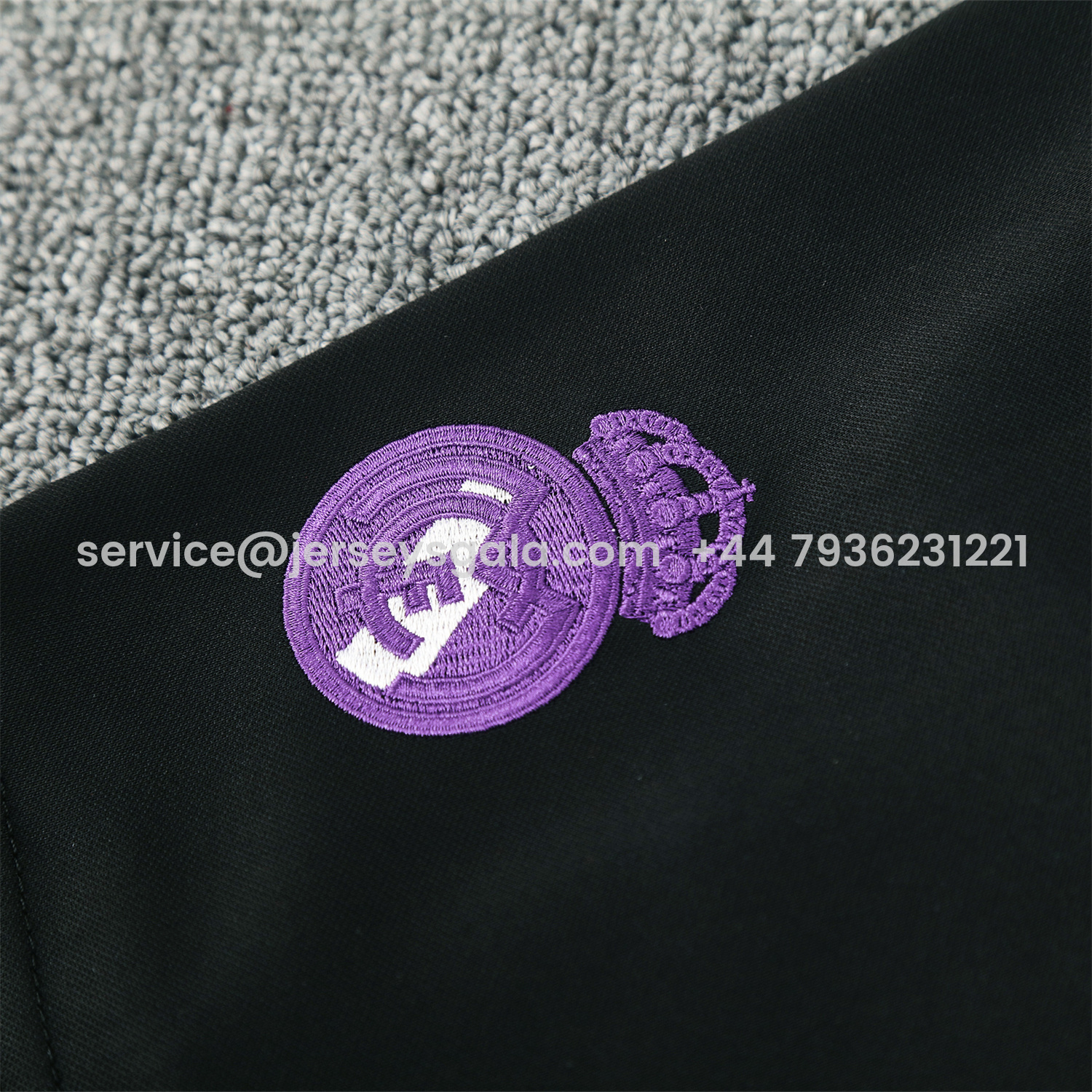 JerseysGala.com | Real Madrid 25-26 Vest Training Set - Blue Edge White Vest & Black Shorts -Customize Name, Number and Patch | Worldwide Shipping