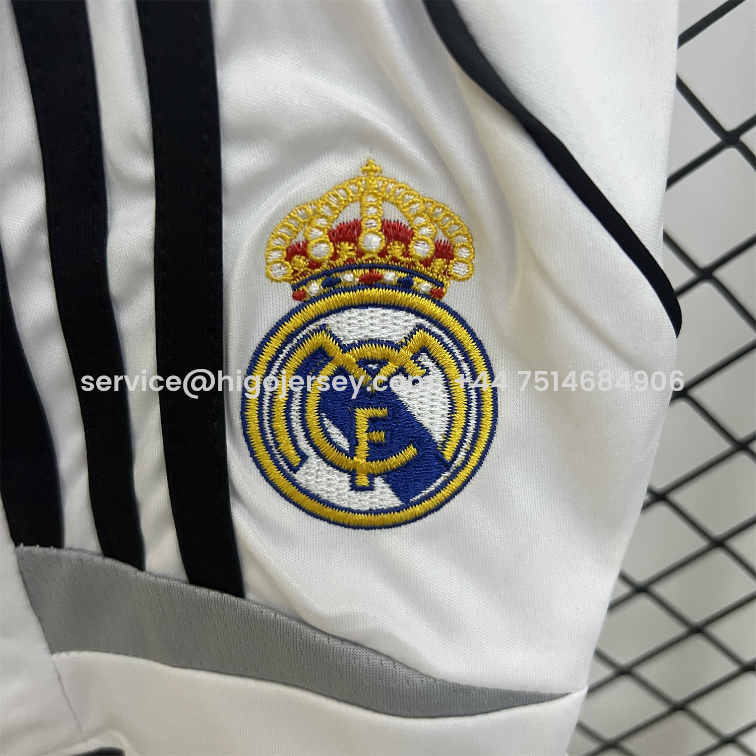 Higojerseys-Retro Real Madrid 2006-07 Home Kids Kit