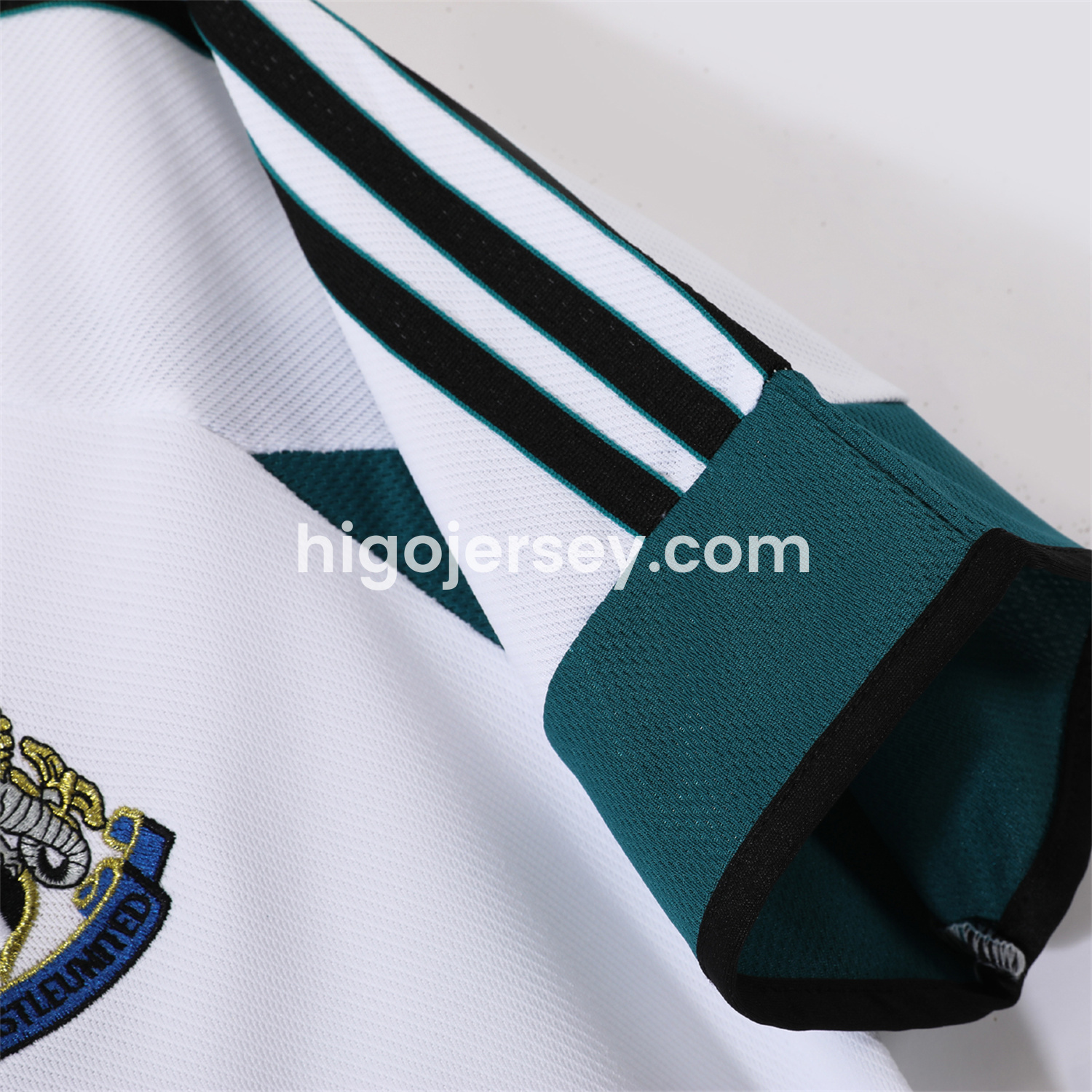 Higojerseys-Retro Newcastle United 1999-00 Away Jersey