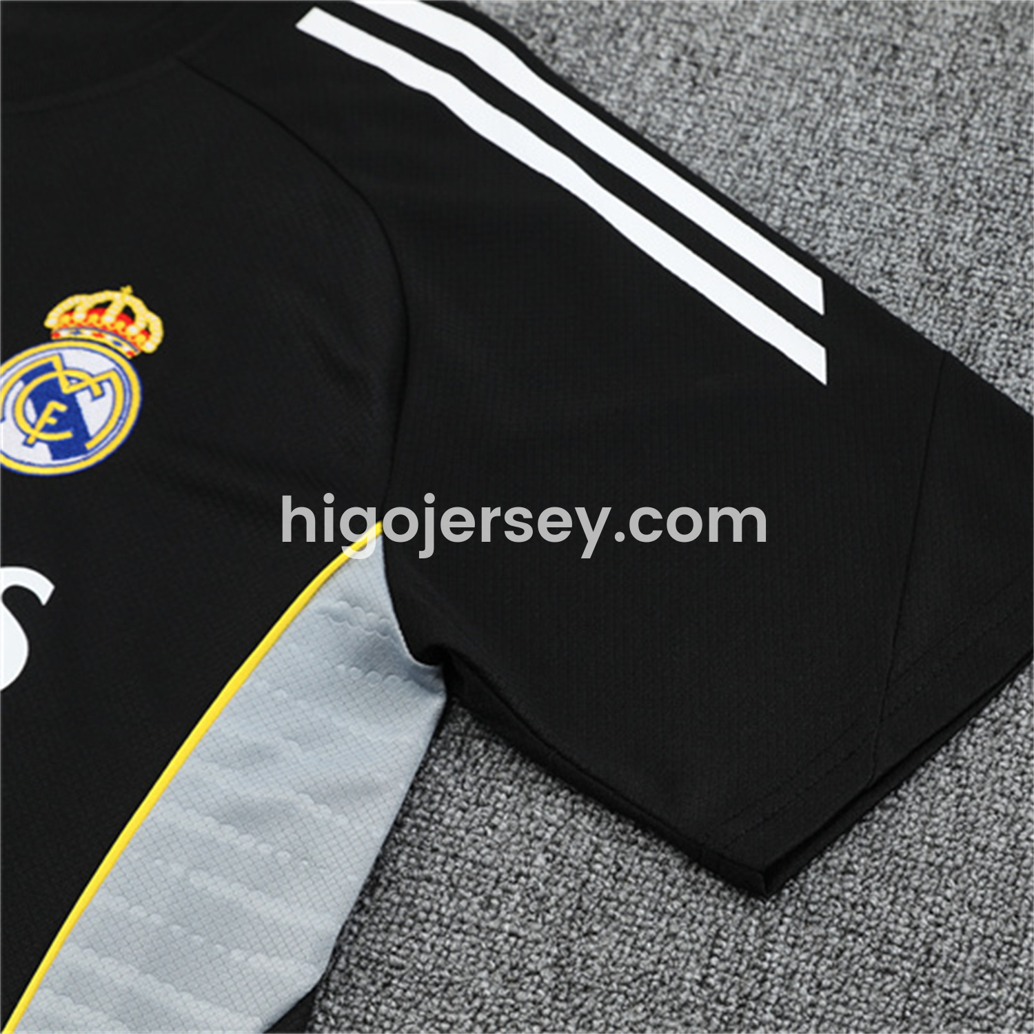 Higojerseys-Real Madrid 25-26 Short-Sleeve Training Set - Yellow Line Black Top and Black Shorts
