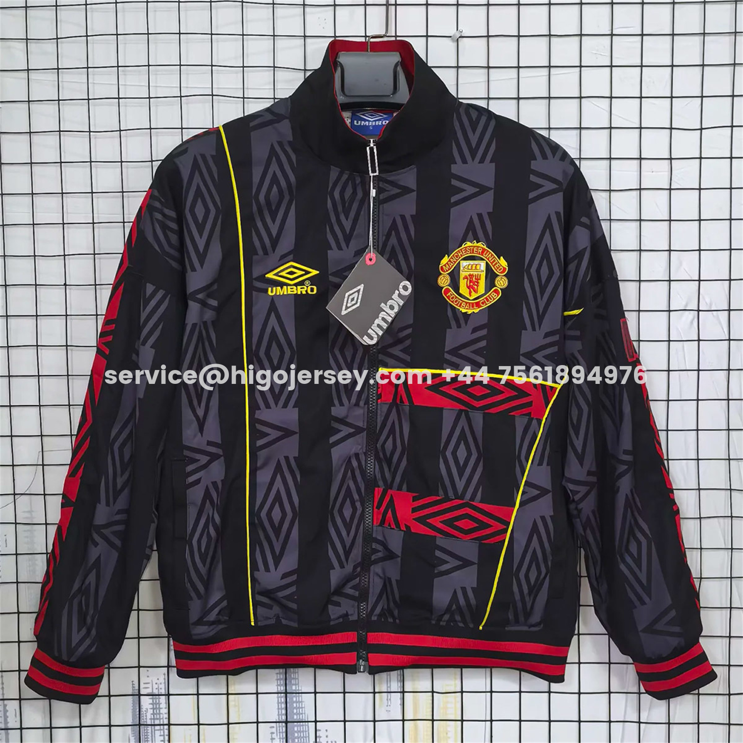 Higojerseys-Retro Manchester United 1993-95 Black Windbreaker Jacket