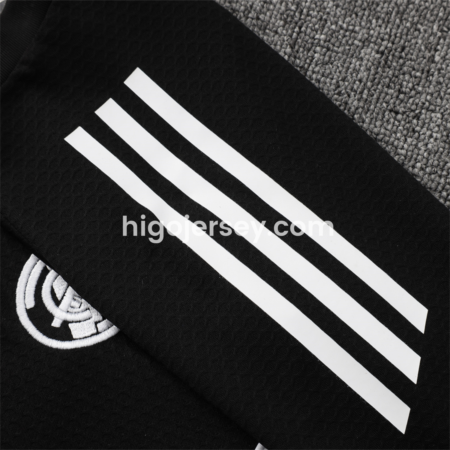 Higojerseys-Real Madrid 25-26 Short-Sleeve Training Set - Black Top and Black Shorts