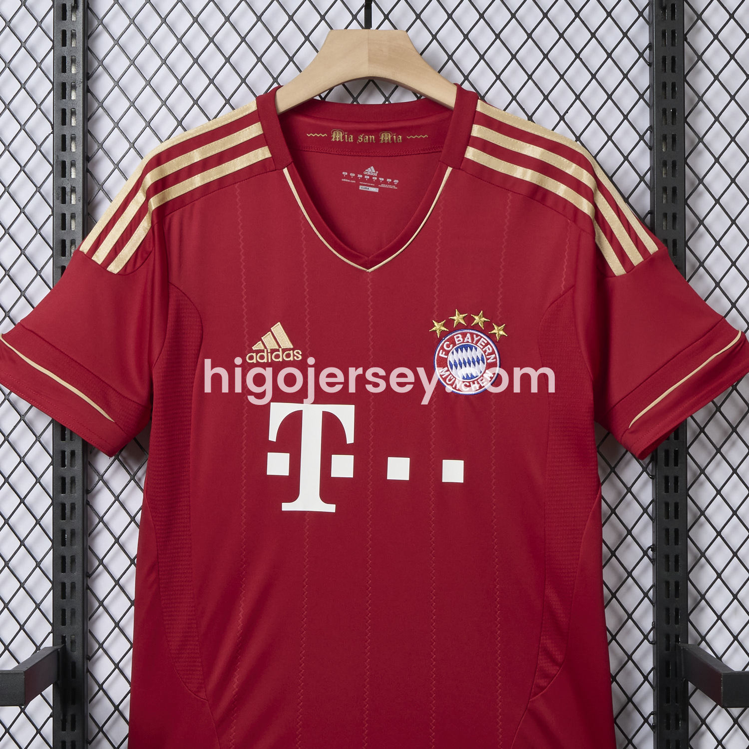 Higojerseys-Retro Bayern Munich 2012-13 Home Jersey