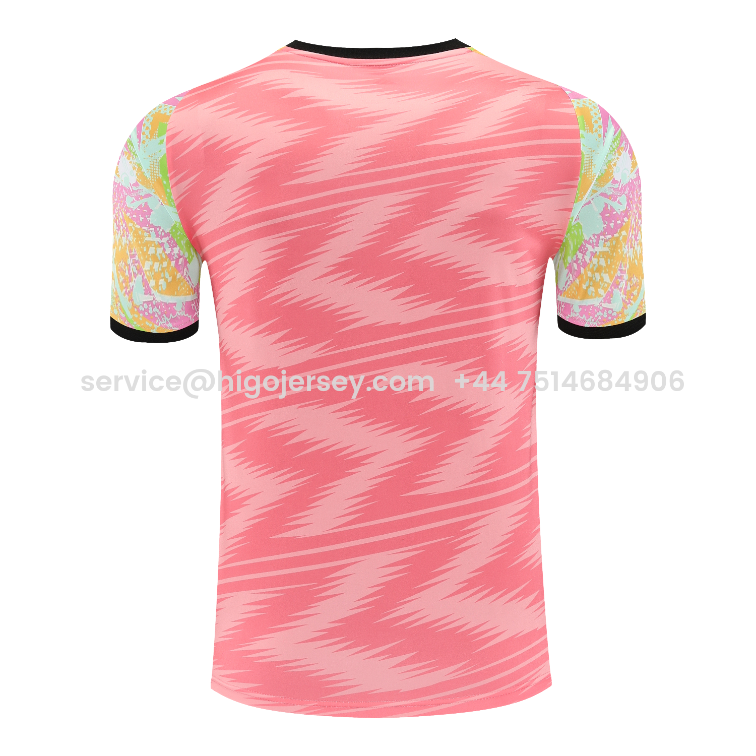 Higojerseys-Real Madrid 25-26 Short-Sleeve Training Set - Pink Arrow Pattern Top & Black Shorts