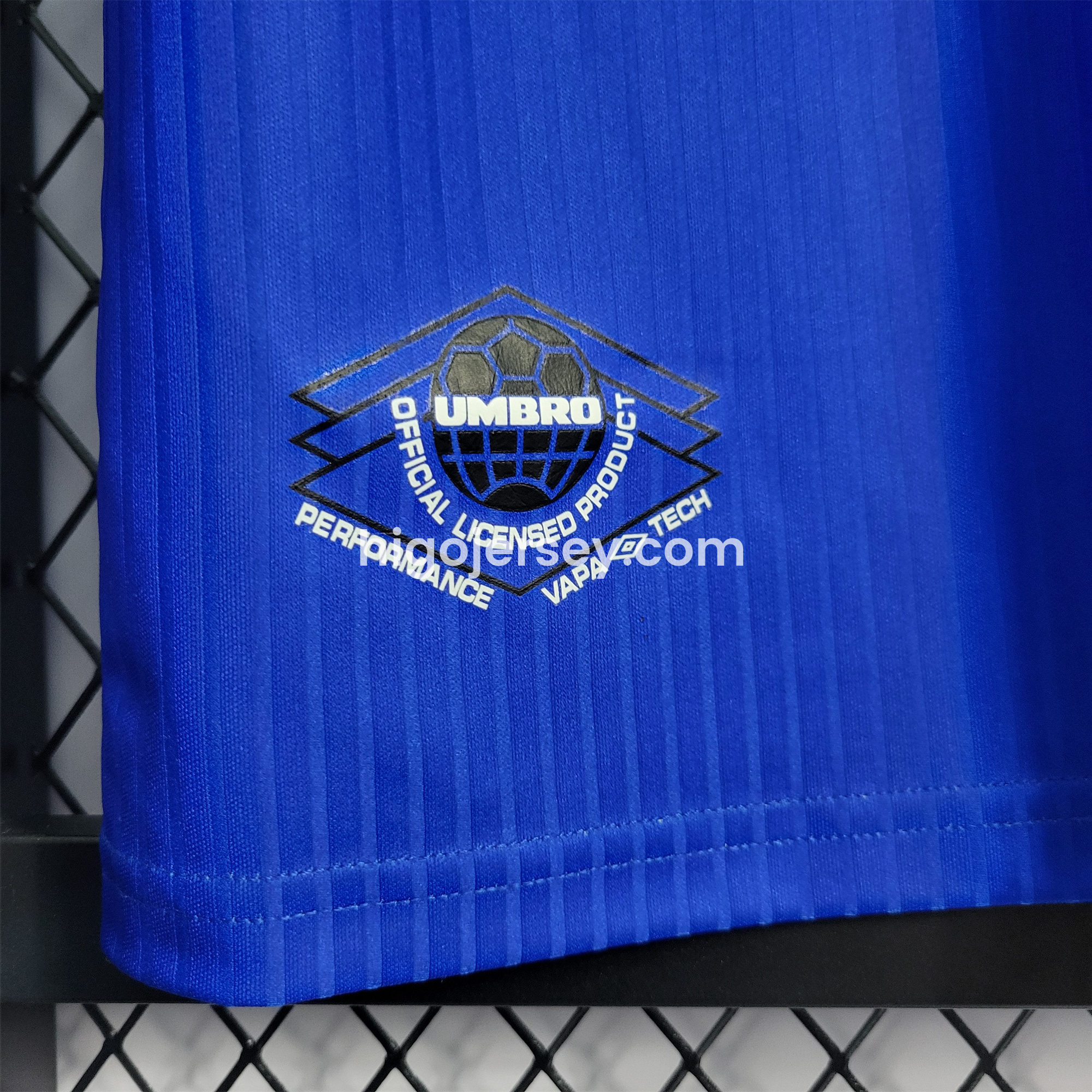 Higojerseys-Retro Manchester United 96-97 Third Away Jersey