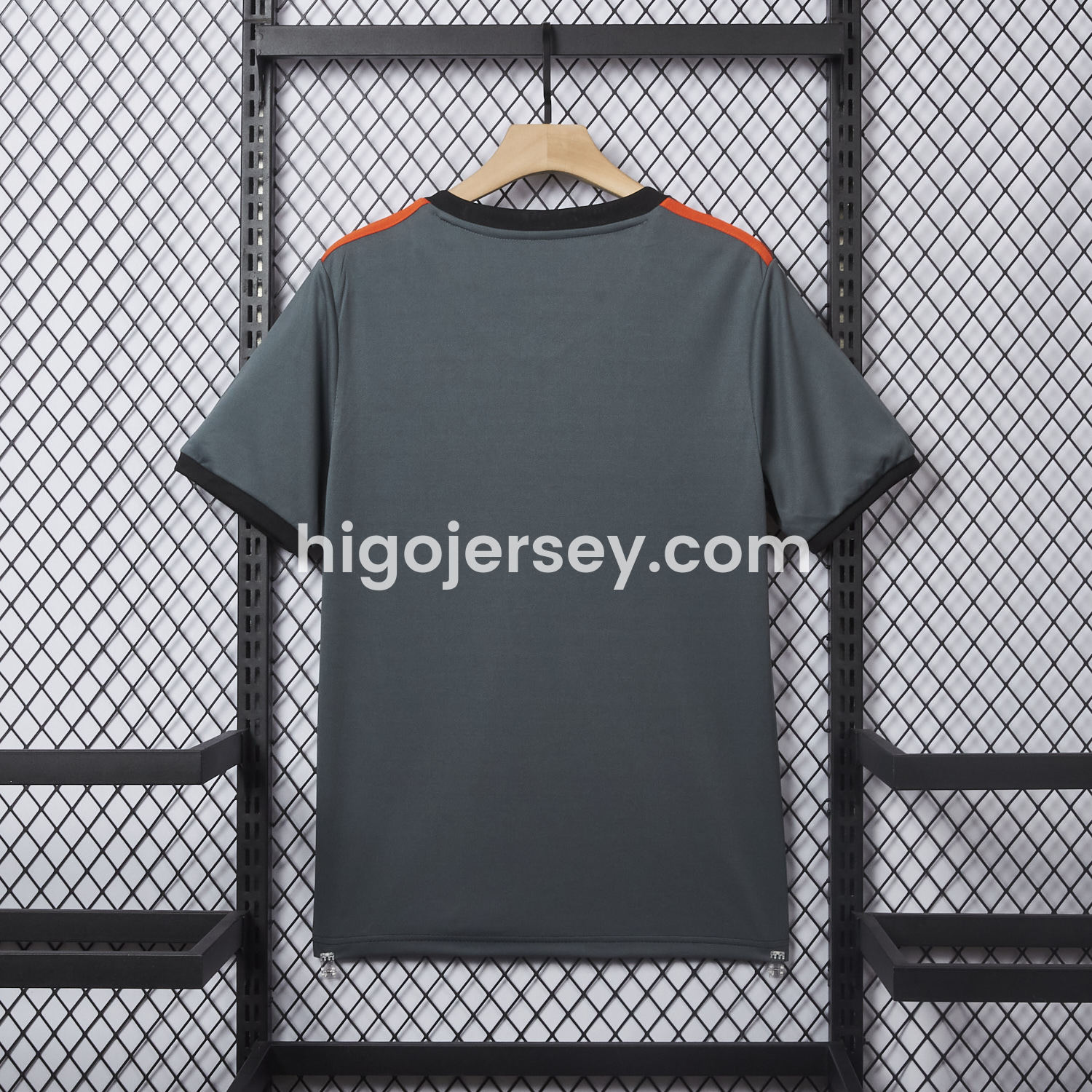 Higojerseys-Retro Bayern Munich 2016-17 Away Jersey