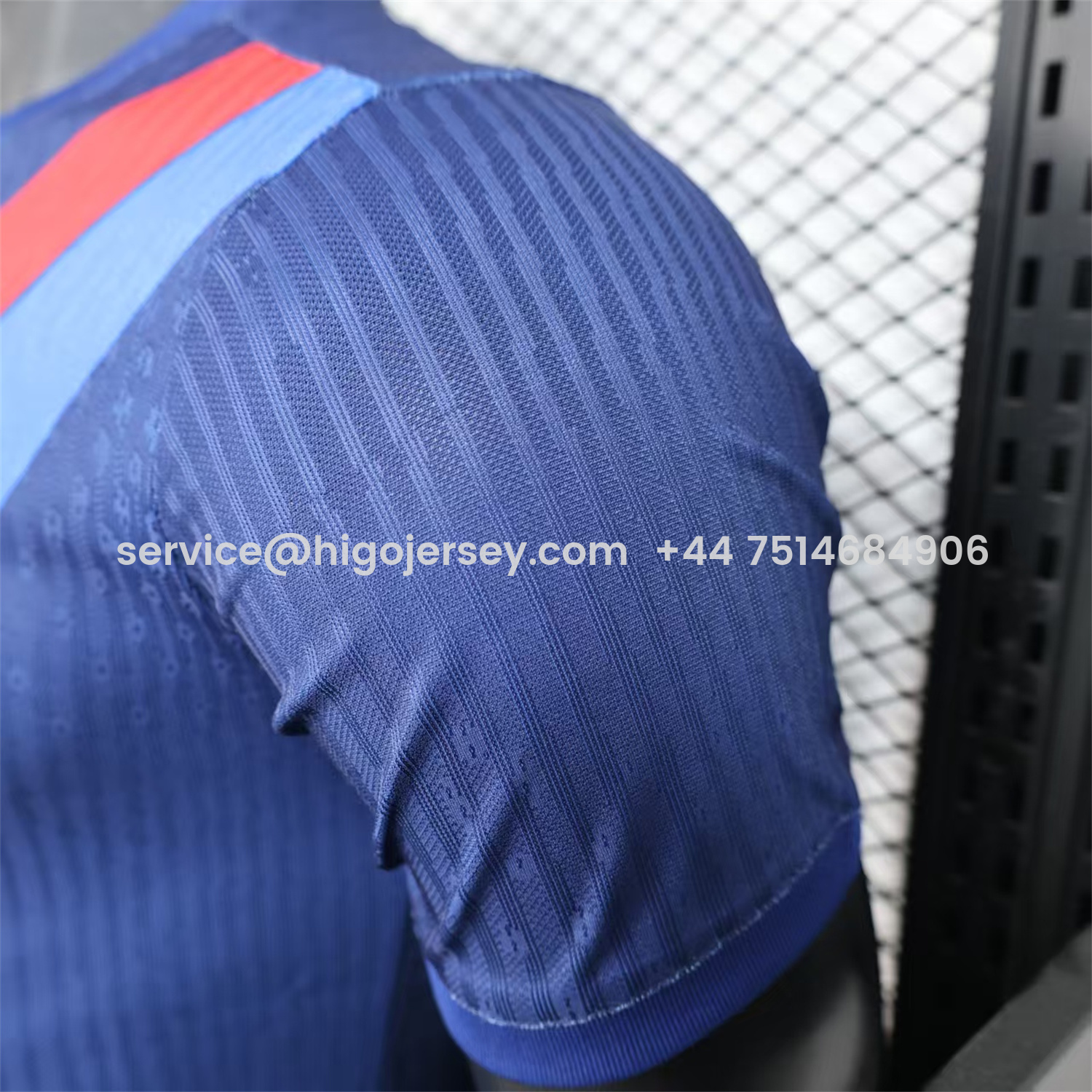 Higojerseys-Barcelona 25-26 Red & Blue Guards Dark Blue Special Jersey - Player Version