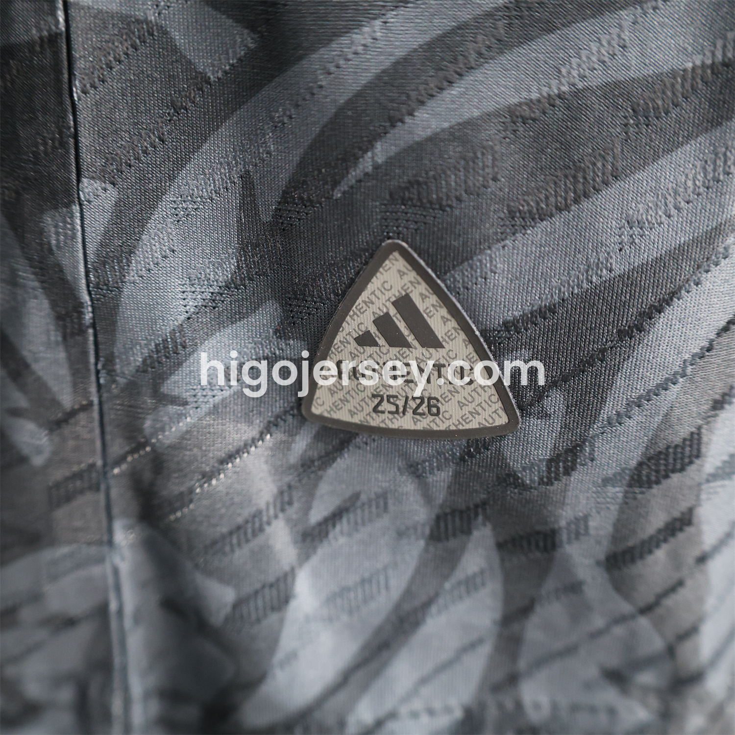 Higojerseys-Liver.pool 25-26 Red White Liver.pool Bird Black Special Jersey - Player Version