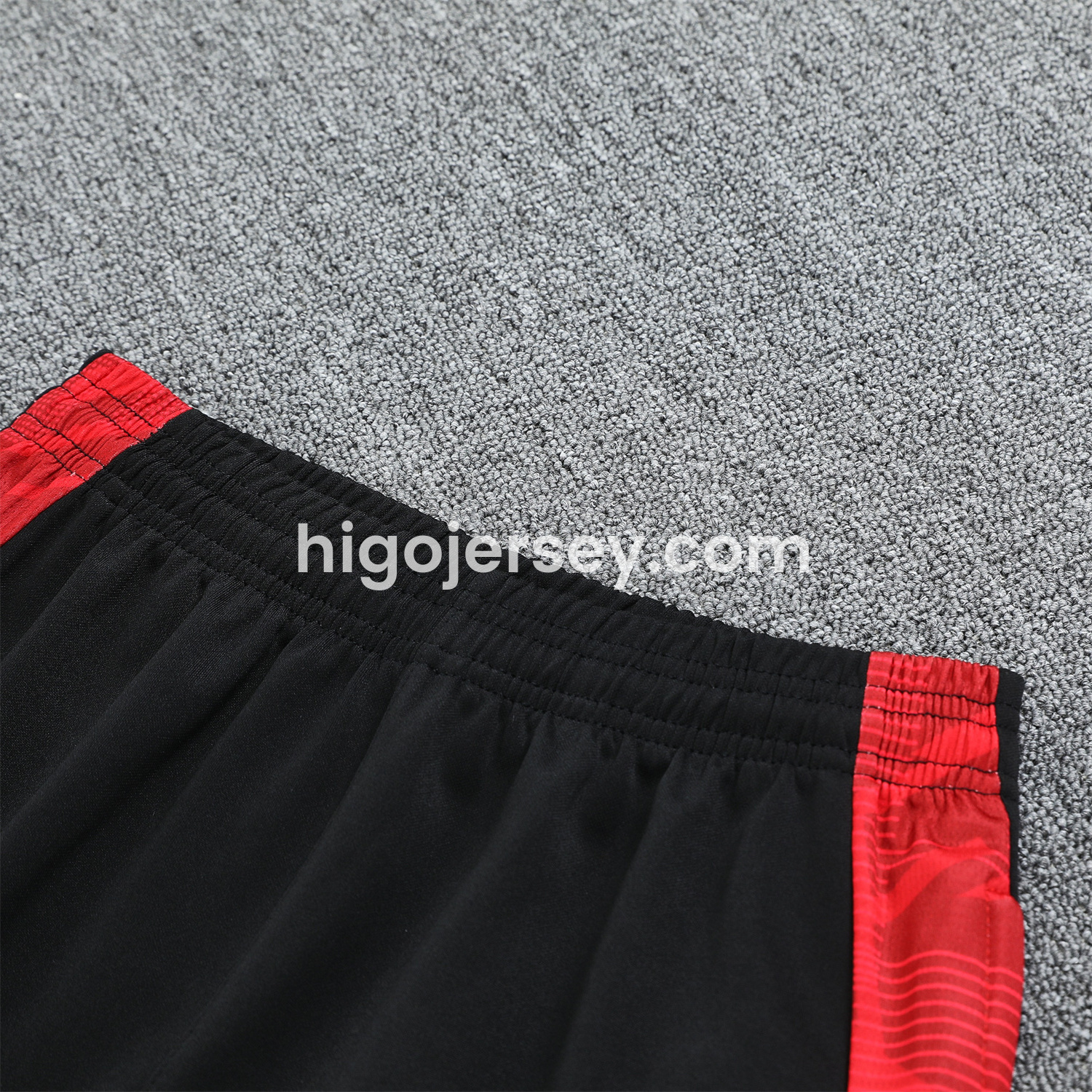 Higojerseys-Manchester United 24-25 Pre-Match Home Traning Hoodie Set - Red Top and Black Pants