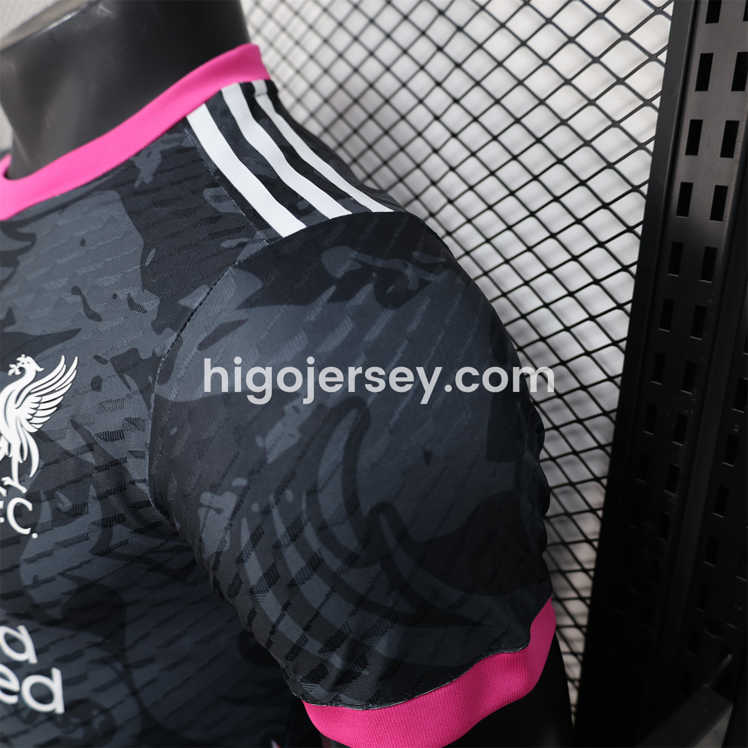 Higojerseys-Liver.pool 25-26 Red White Liver.pool Bird Black Special Jersey - Player Version