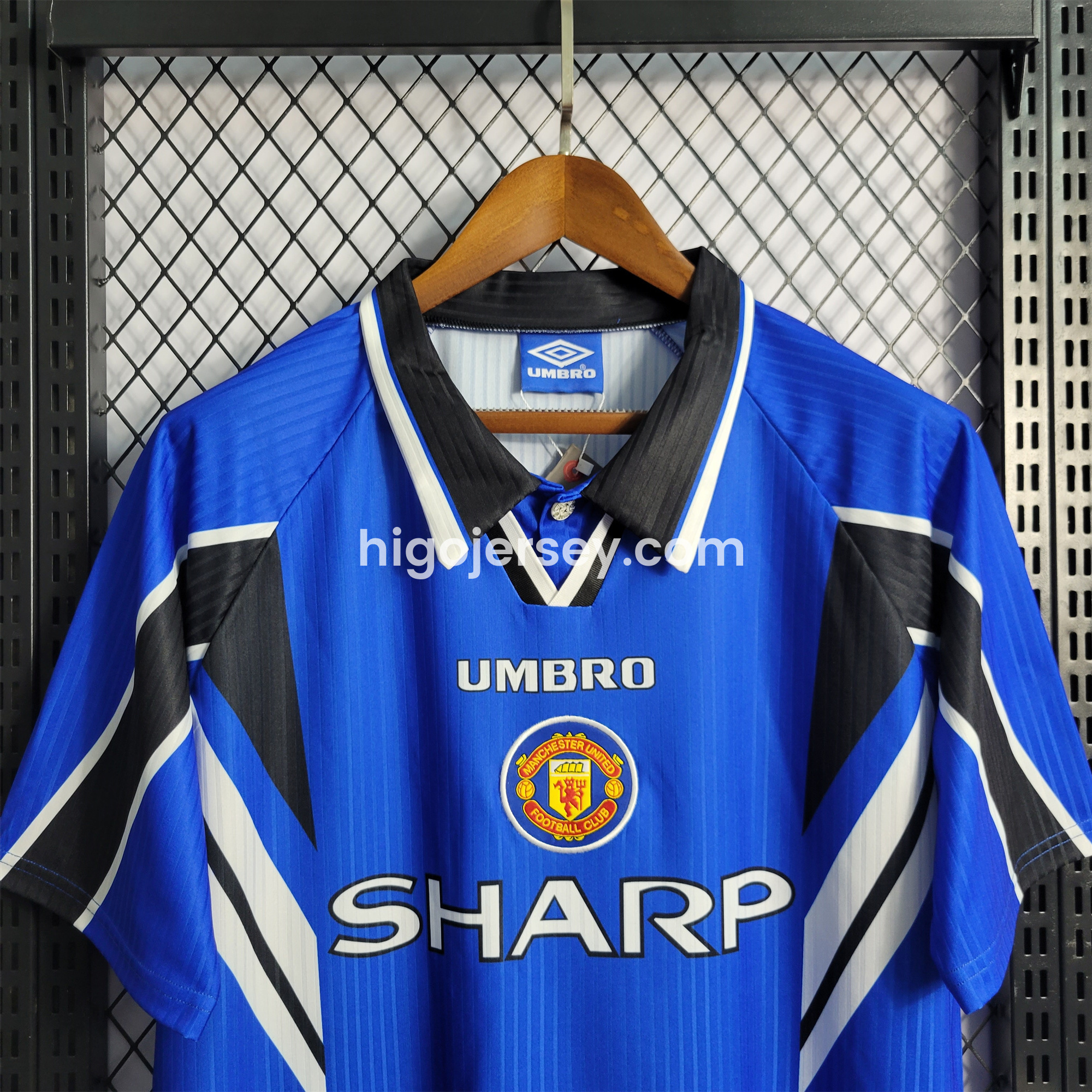 Higojerseys-Retro Manchester United 96-97 Third Away Jersey