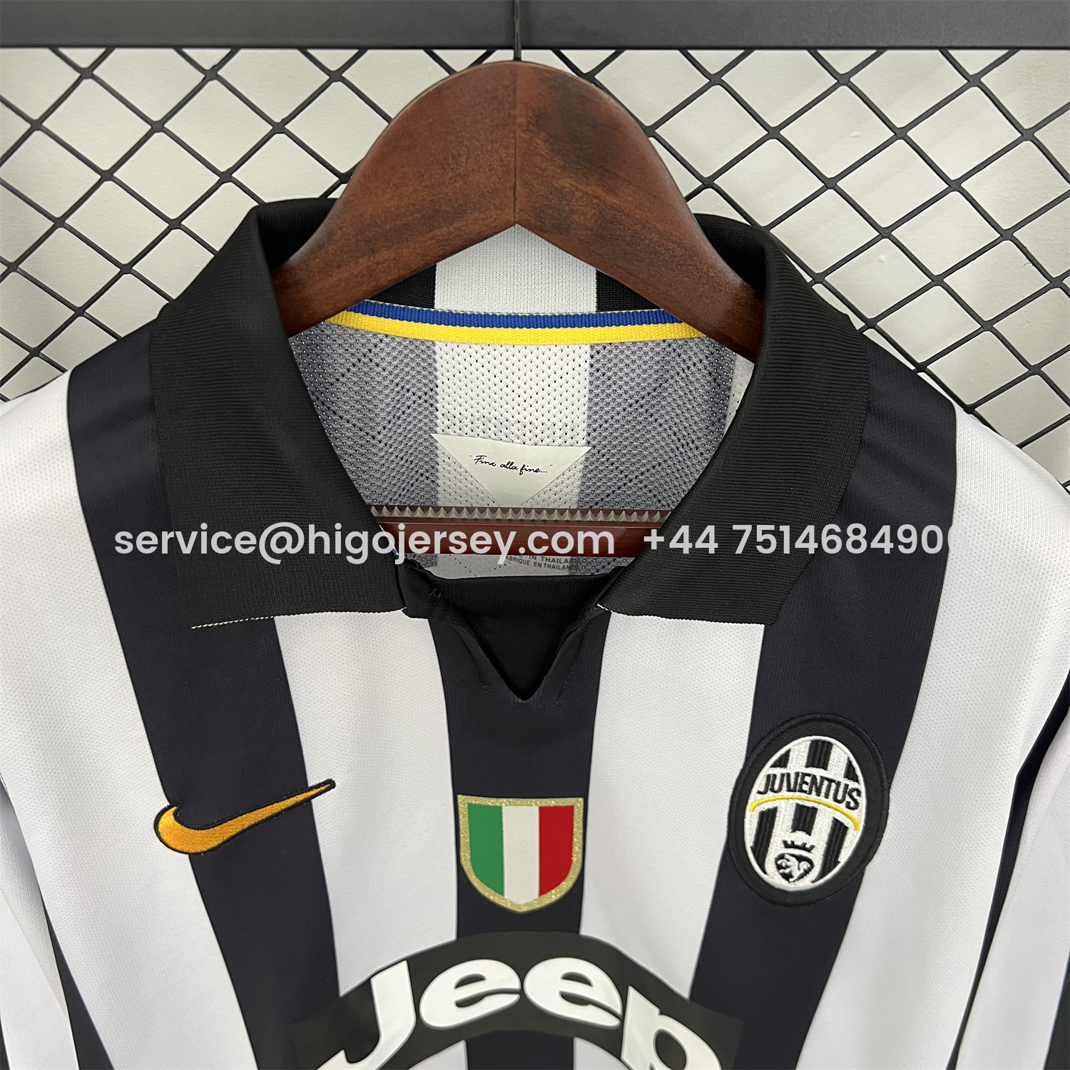 Higojerseys-Retro Juventus 2014-15 Home Long Sleeves Jersey