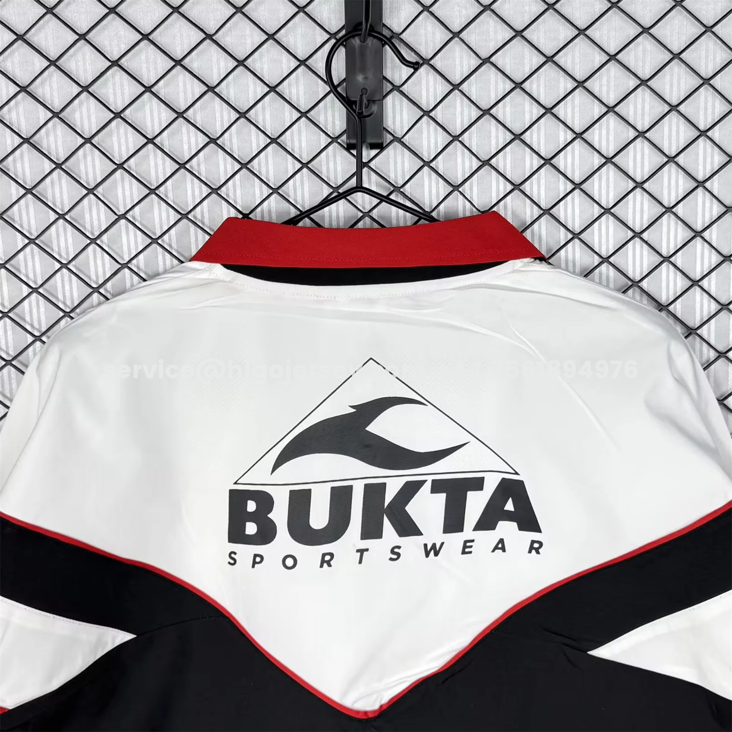 Higojerseys-Retro Sevilla 1992-93 Home Windbreaker Jacket - Black And Red