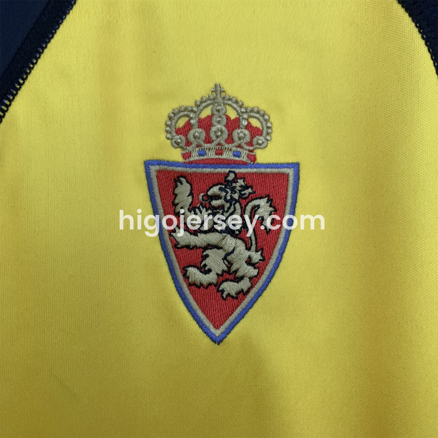 Higojerseys-Retro Real Zaragoza 2001-02 Away Jersey
