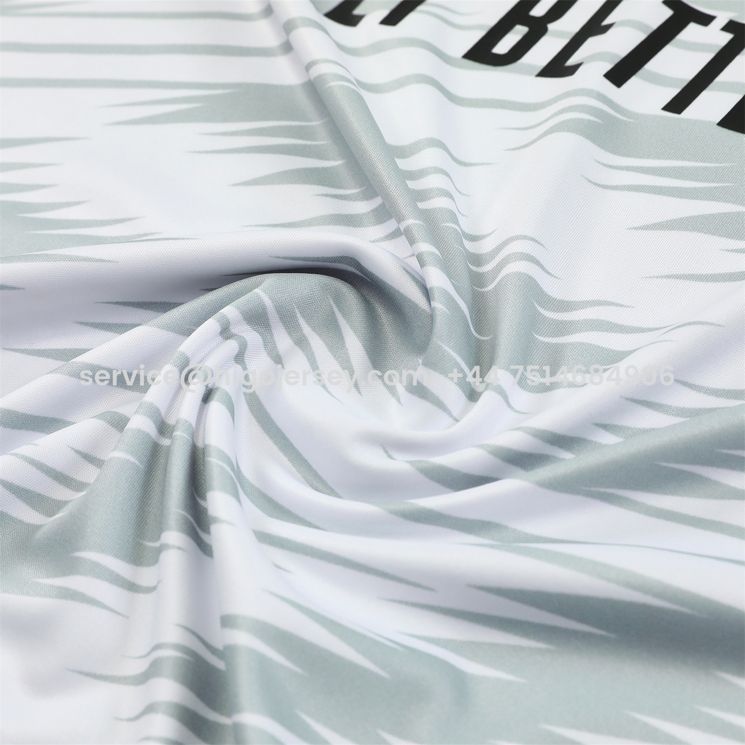 Higojerseys-Real Madrid 25-26 Short-Sleeve Training Set - Grey Arrow Pattern Top & Black Shorts