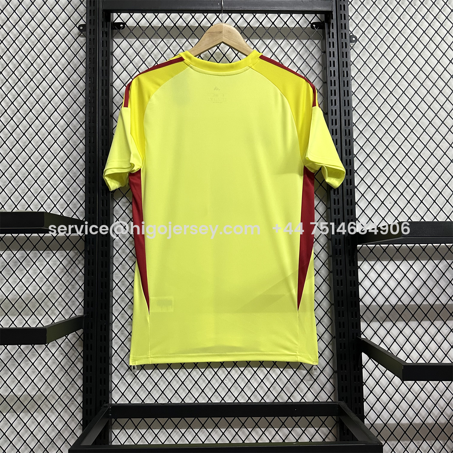 Higojerseys-Celtic 25-26 Light Yellow Goalkeeper Jersey - Fans Version