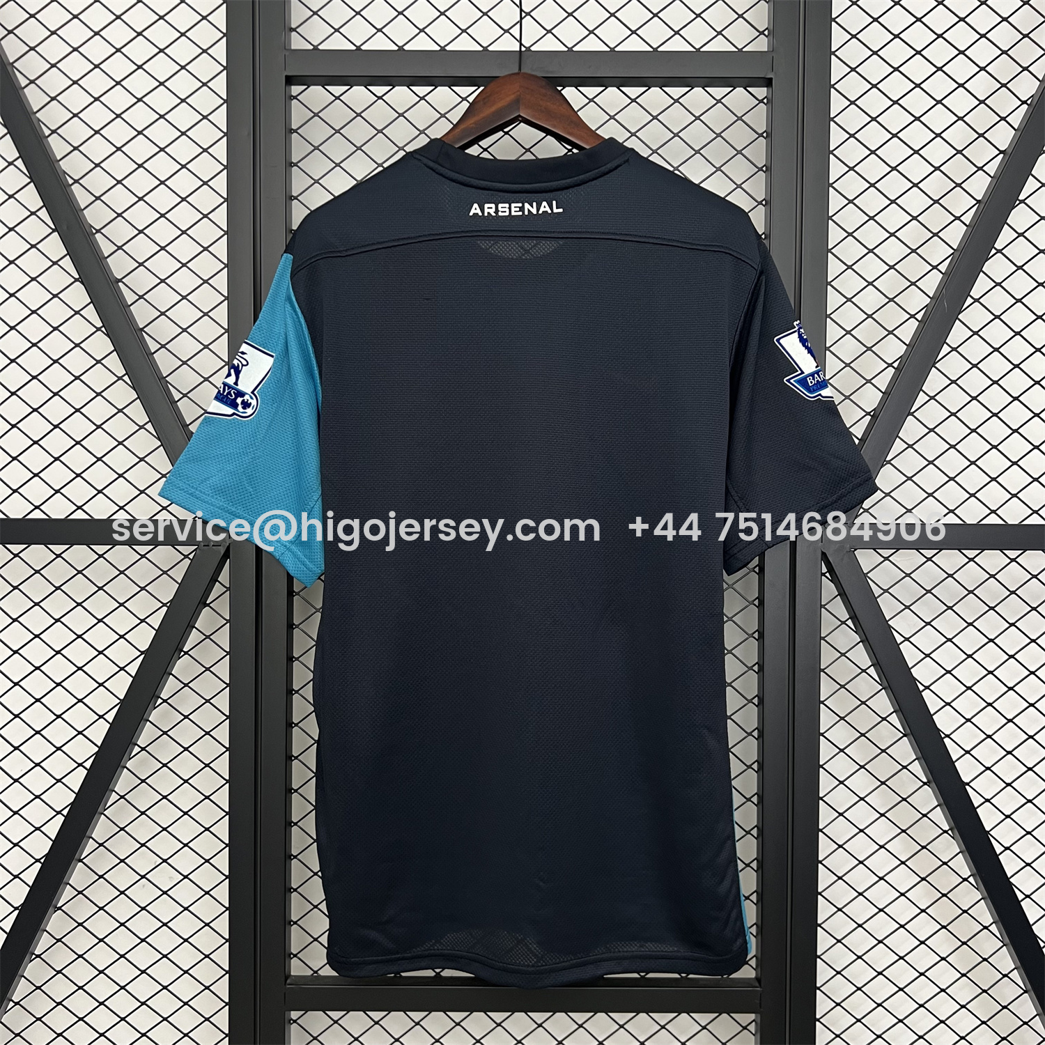 Higojerseys-Retro Arsenal 2011-12 Away Jersey