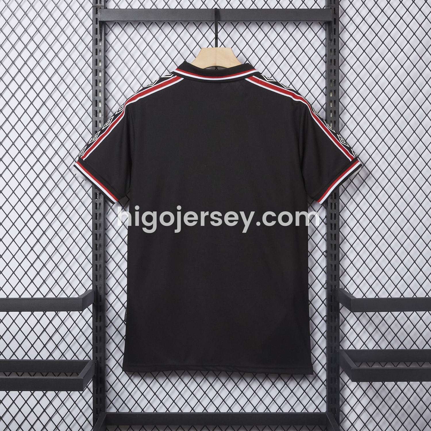 Higojerseys-Retro Manchester United 1998-99 Black Jersey