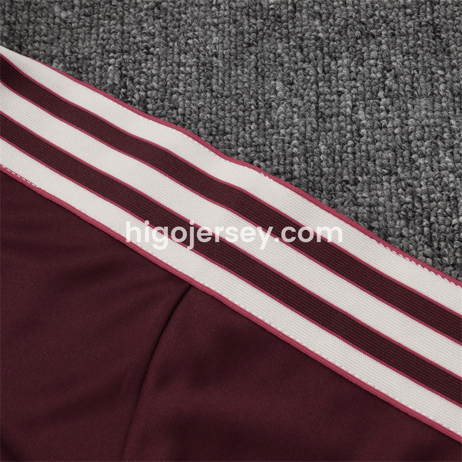 Higojerseys-Bayern Munich 25-26 Throwback Trefoil Long Sleeves Training Set - Deep Red