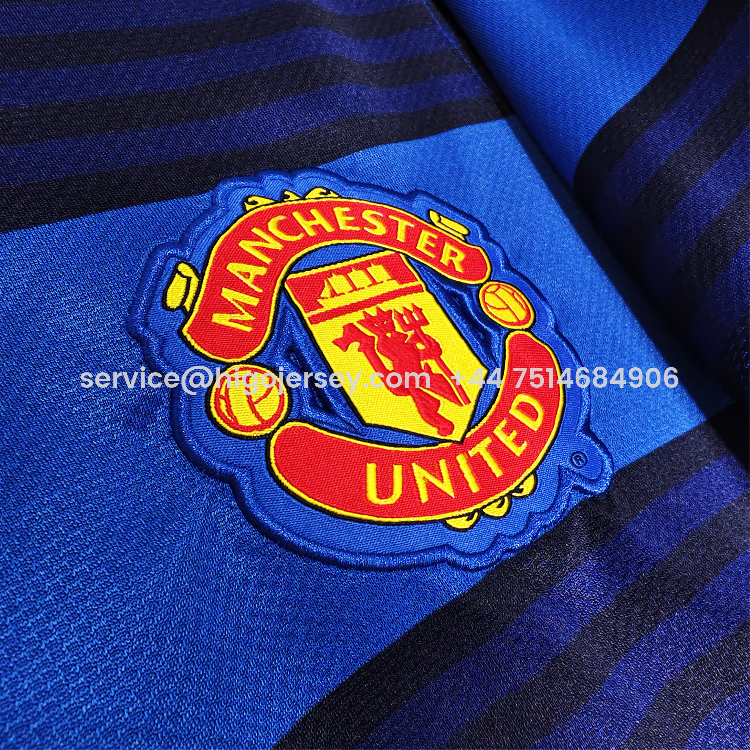 Higojerseys-Retro Manchester United 2011-12 Away Jersey