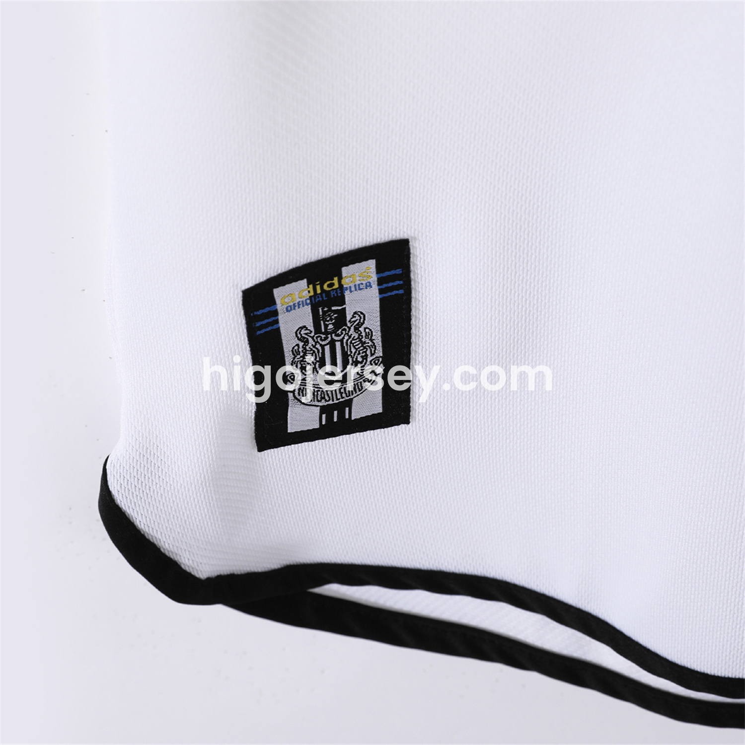 Higojerseys-Retro Newcastle United 1999-00 Away Jersey