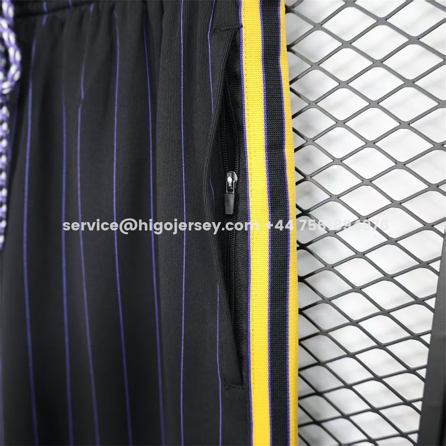 Higojerseys-Manchester United 25-26 Trefoil Black Travel Shorts - Player Version