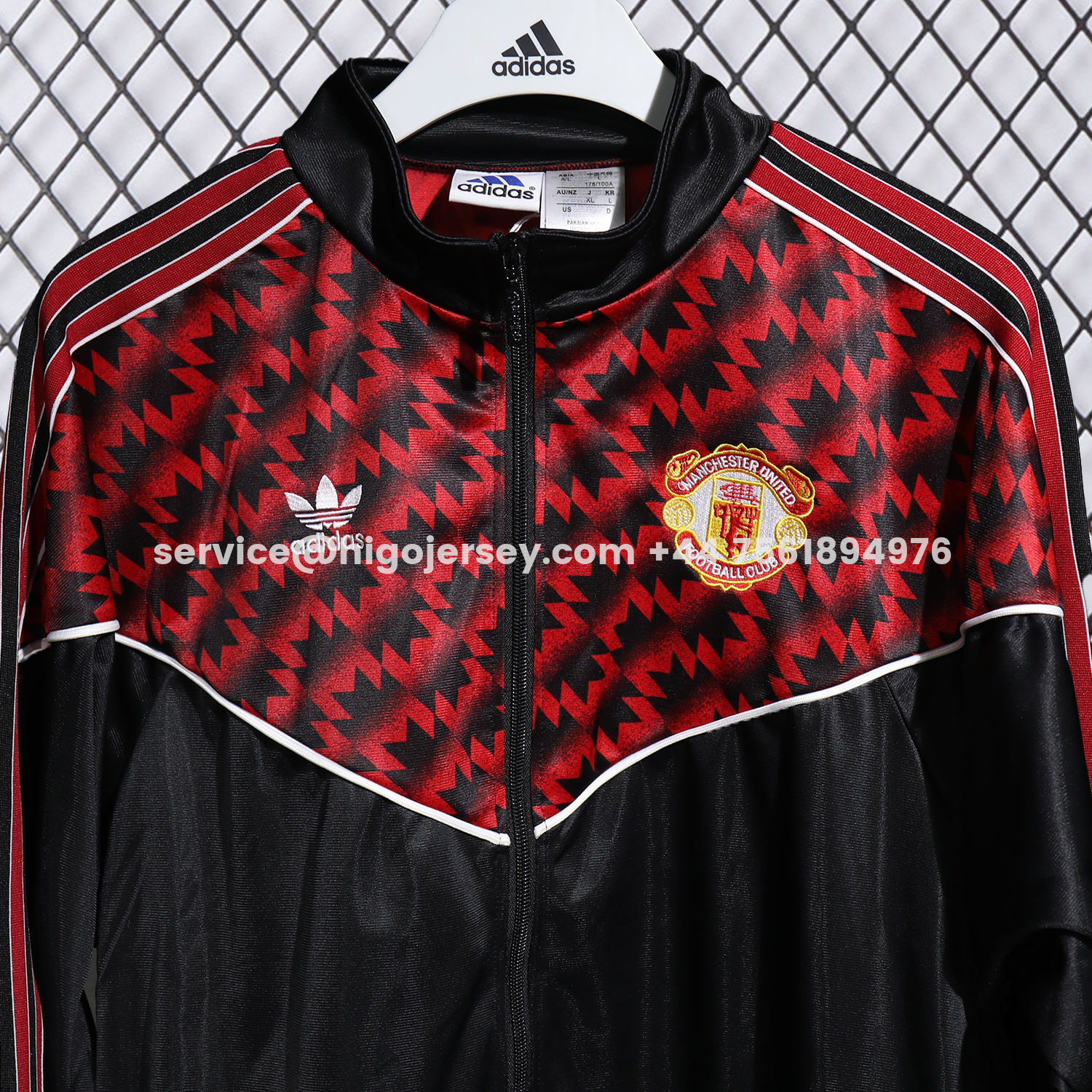 Higojerseys-Manchester United 25-26 Training Set - Red Black Top and Black Pants