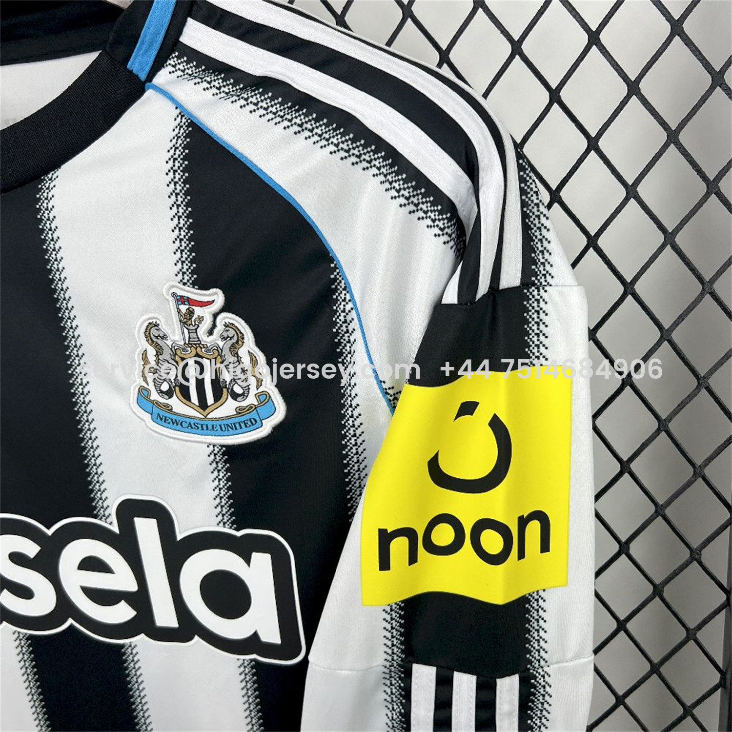Higojerseys-Newcastle United 25-26 Home Long Sleeves Jersey - Fans Version