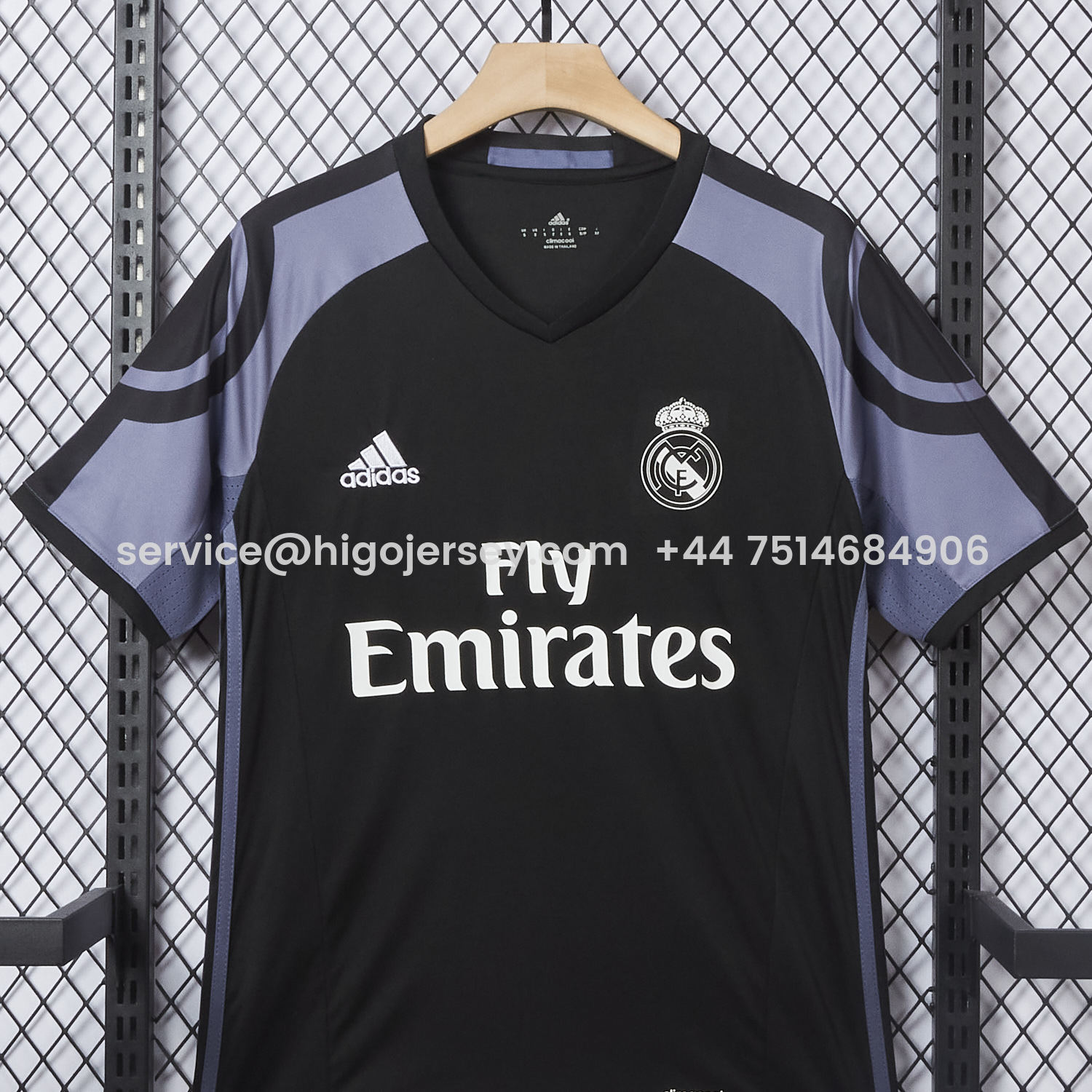 Higojerseys-Retro Real Madrid 16-17 Third Jersey