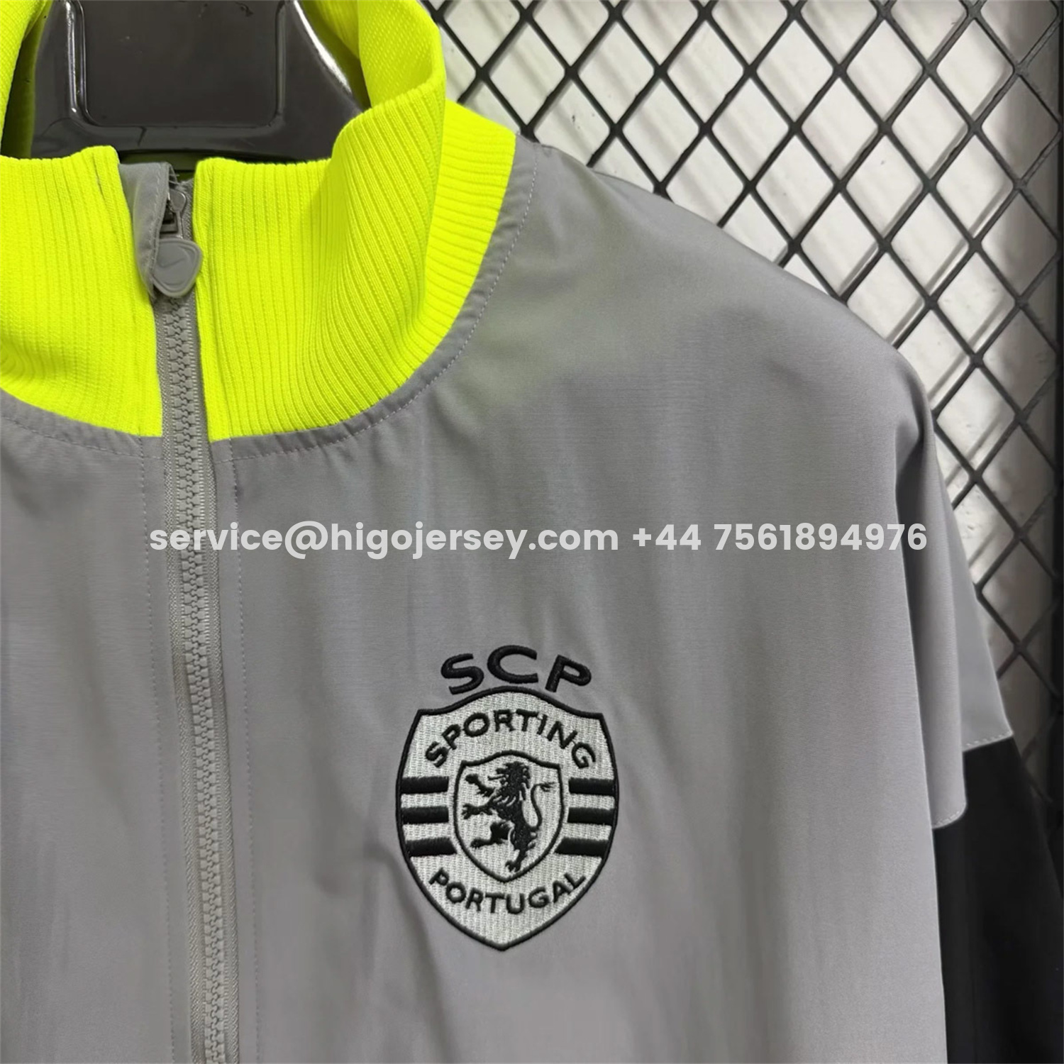 Higojerseys-Sporting CP 25-26 Windbreaker Jacket - Grey