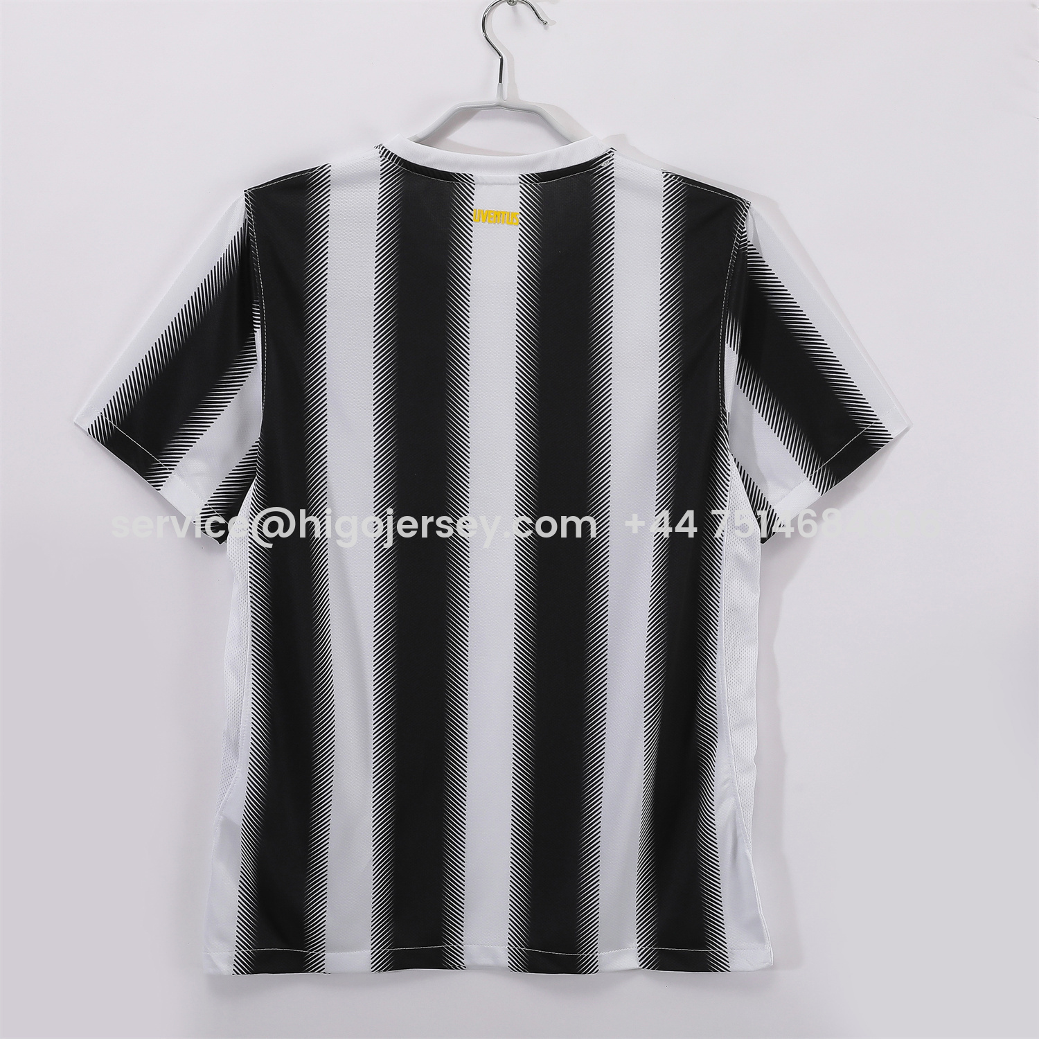 Higojerseys-Retro Juventus 2011-12 Home Jersey