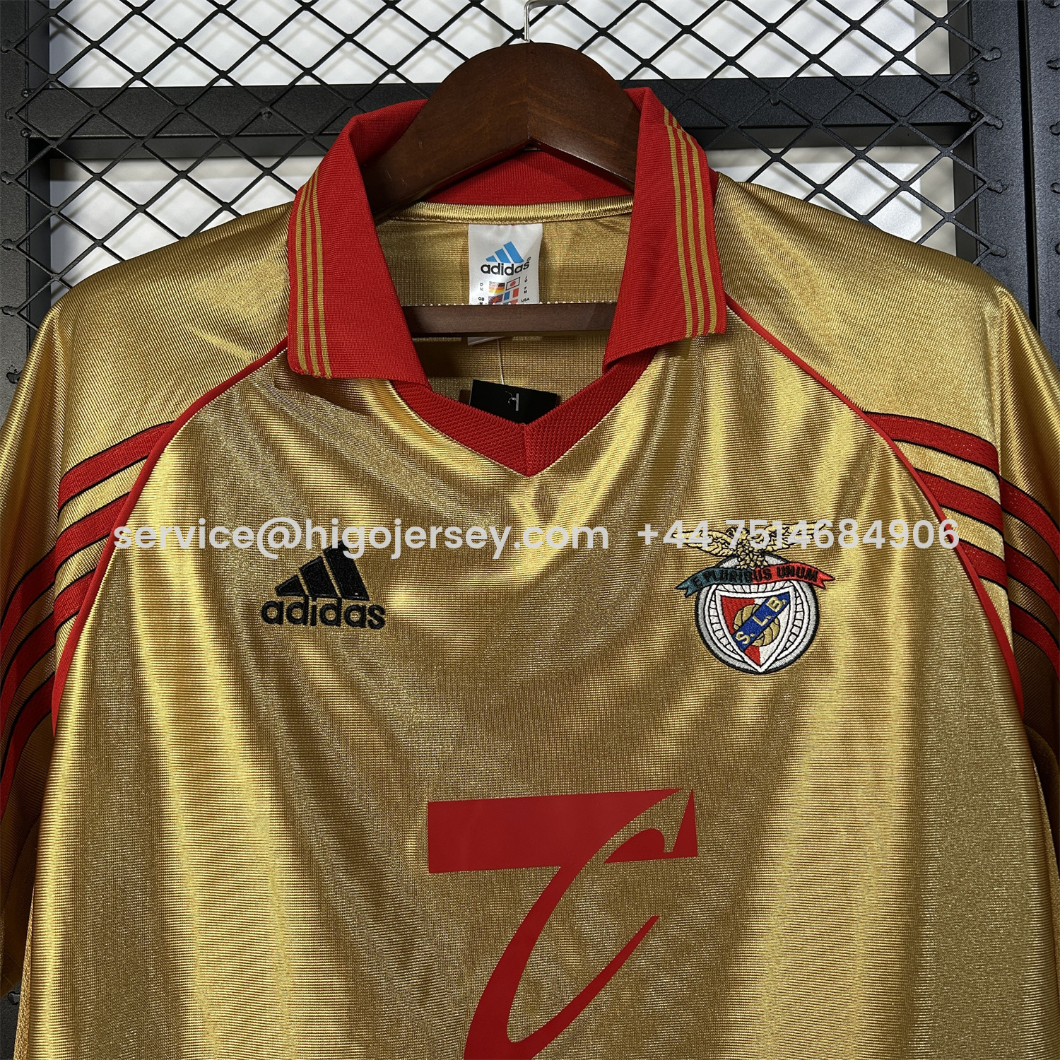 Higojerseys-Retro Benfica 1998-99 Away Jersey