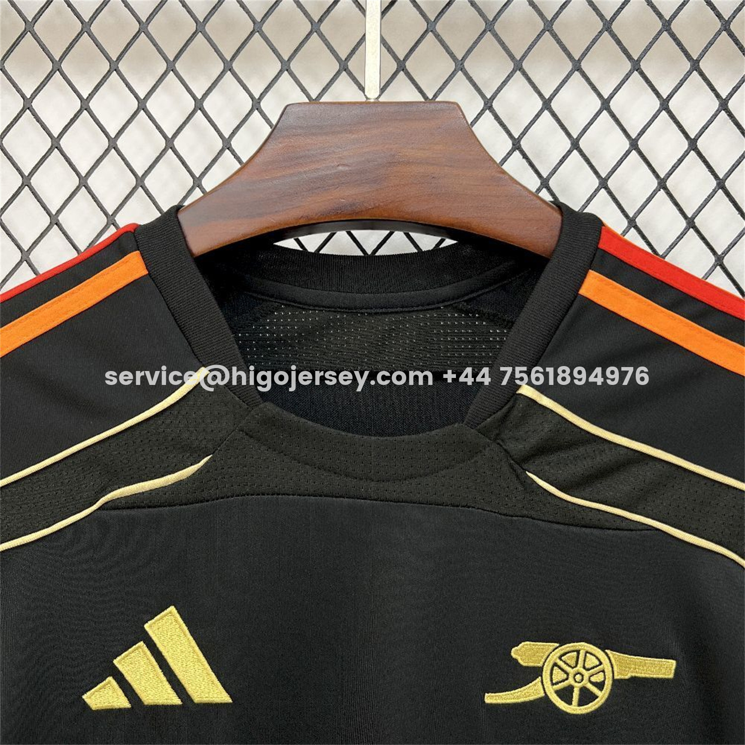 Higojerseys-Arsenal 25-26 Gold Lines Black Training Jersey - Fans Version