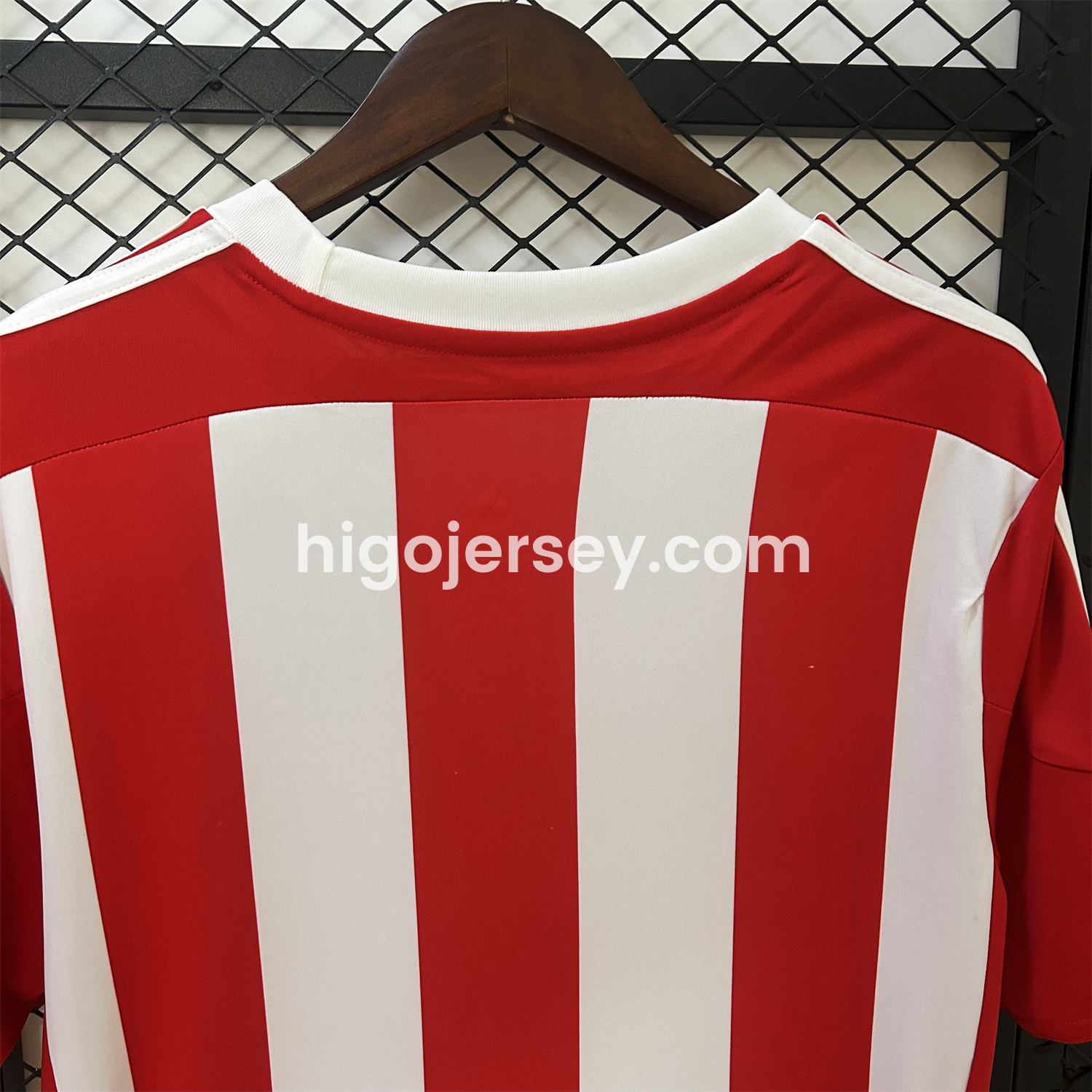 Higojerseys-Retro Southampton 2015-16 Home Jersey