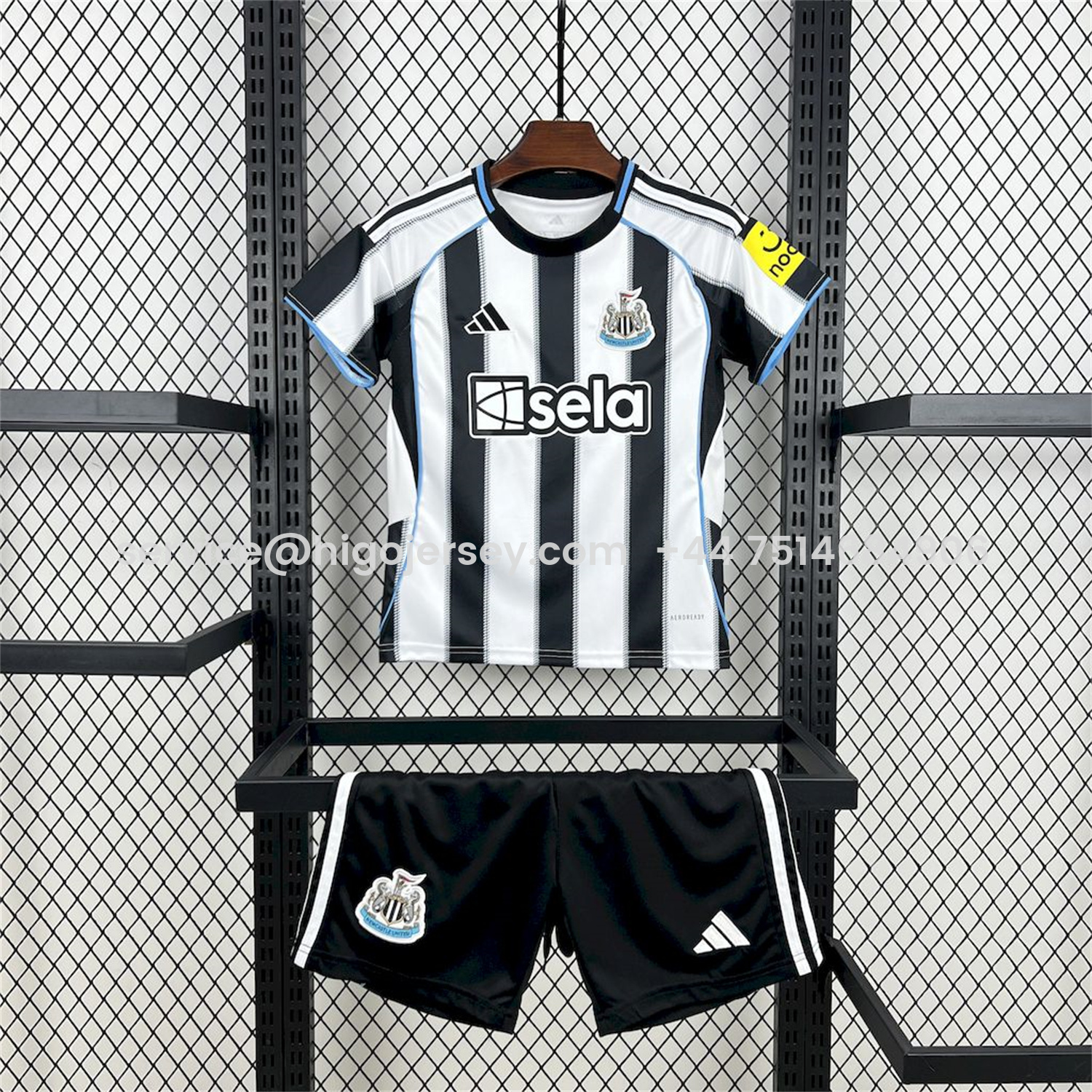Higojerseys-Newcastle United 25-26 Home Kids Kit