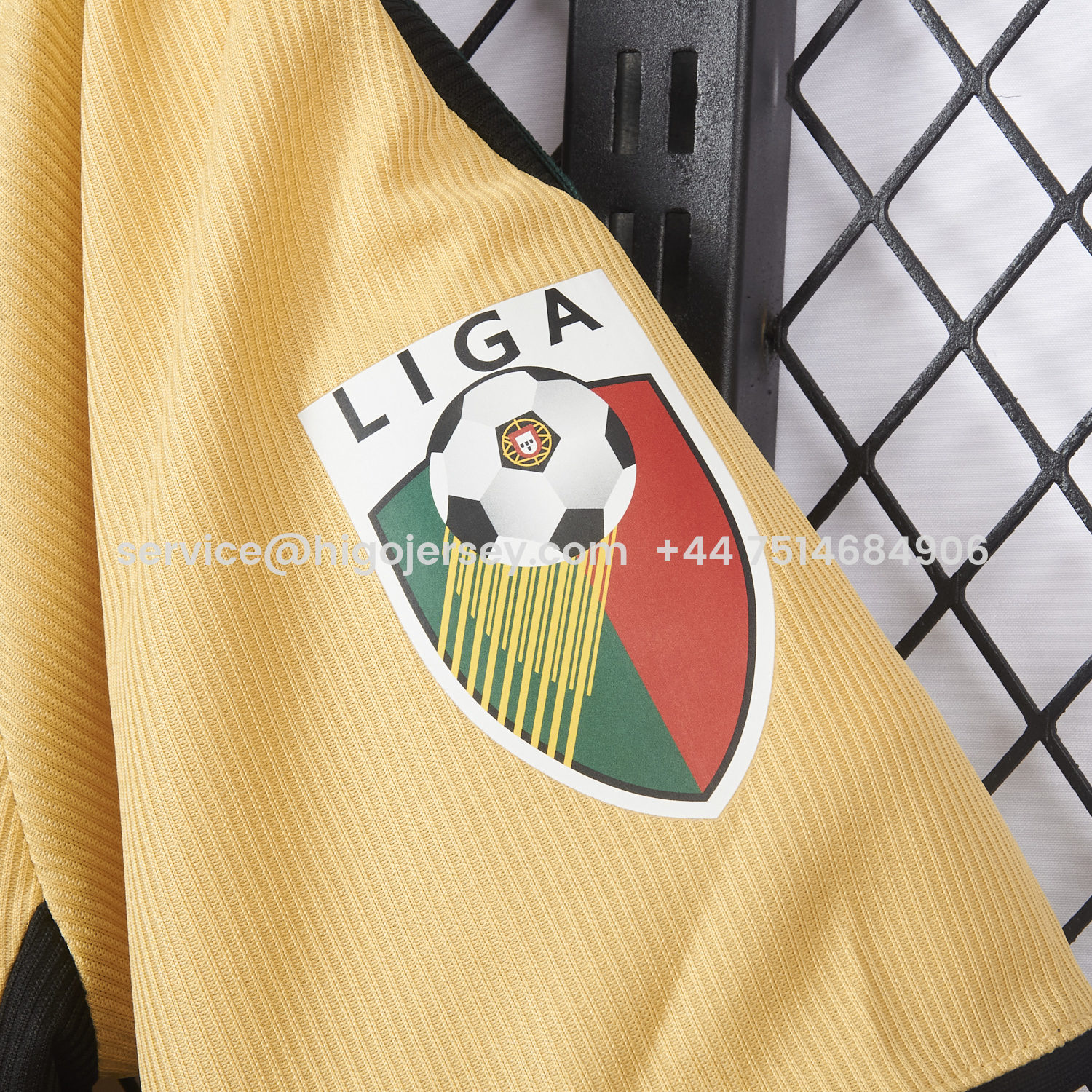 Higojerseys-Retro Sporting CP 03-04 Away Jersey