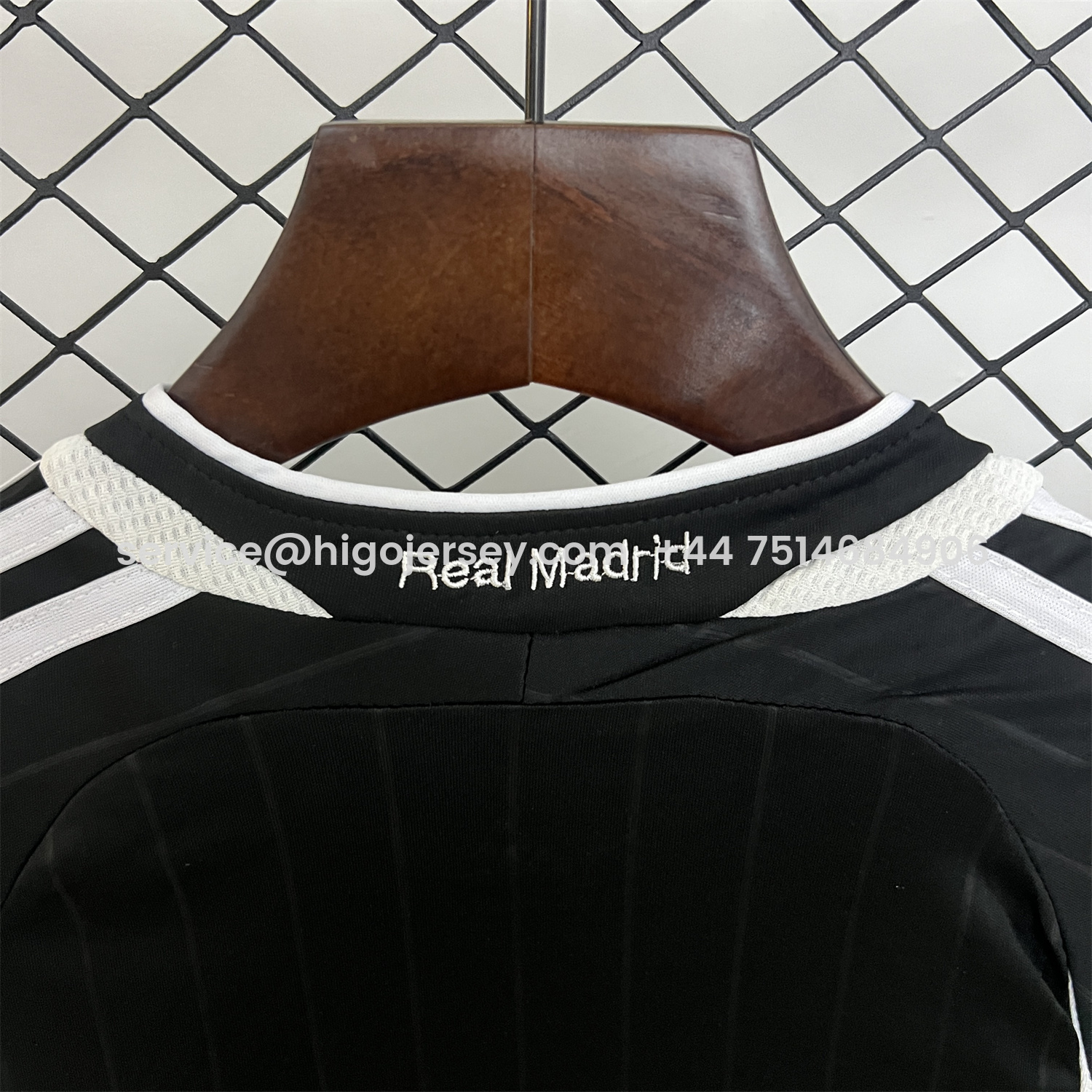 Higojerseys-Retro Real Madrid 2006-07 Away Kids Kit