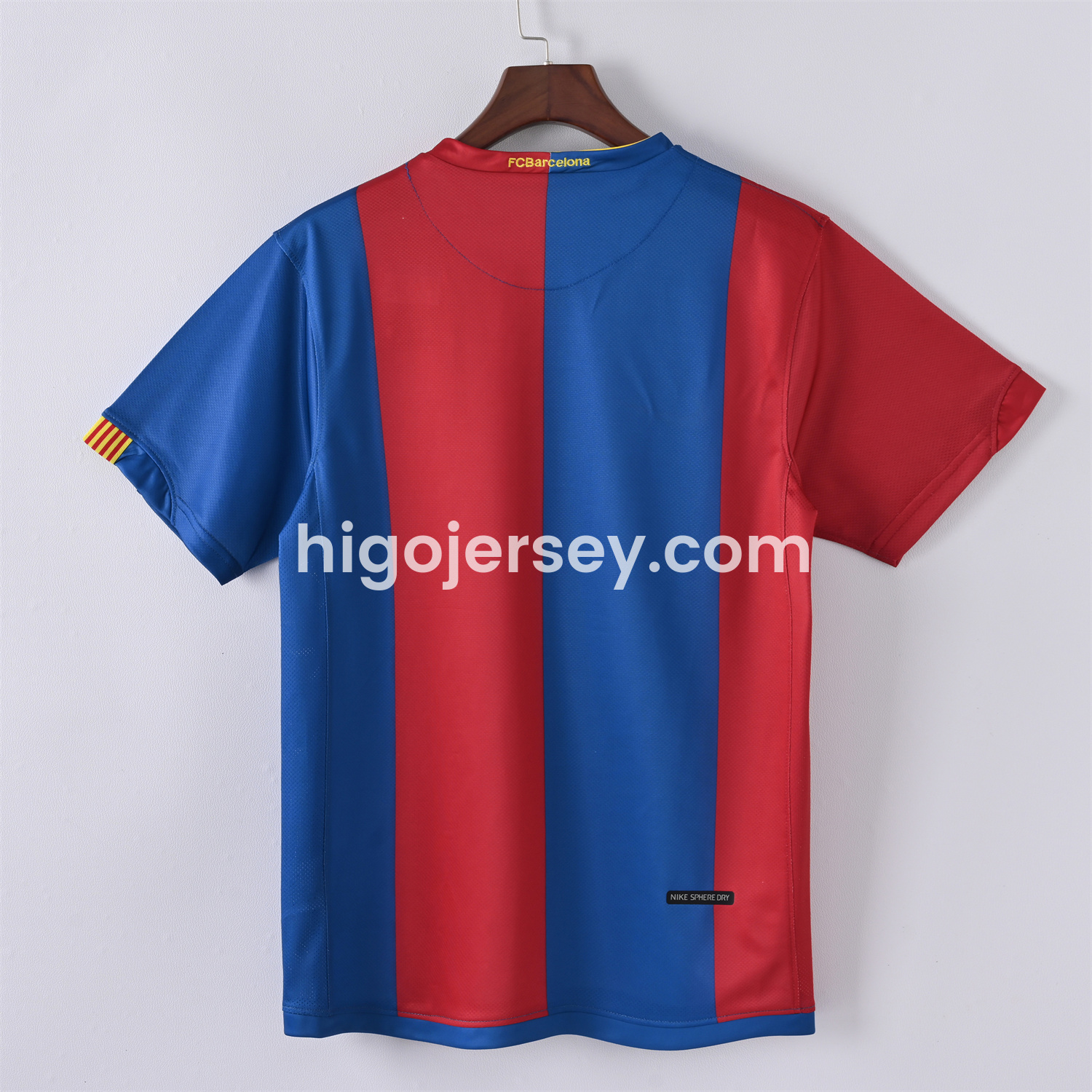 Higojerseys-Retro Barcelona 06-07 Home Unsponsored Jersey