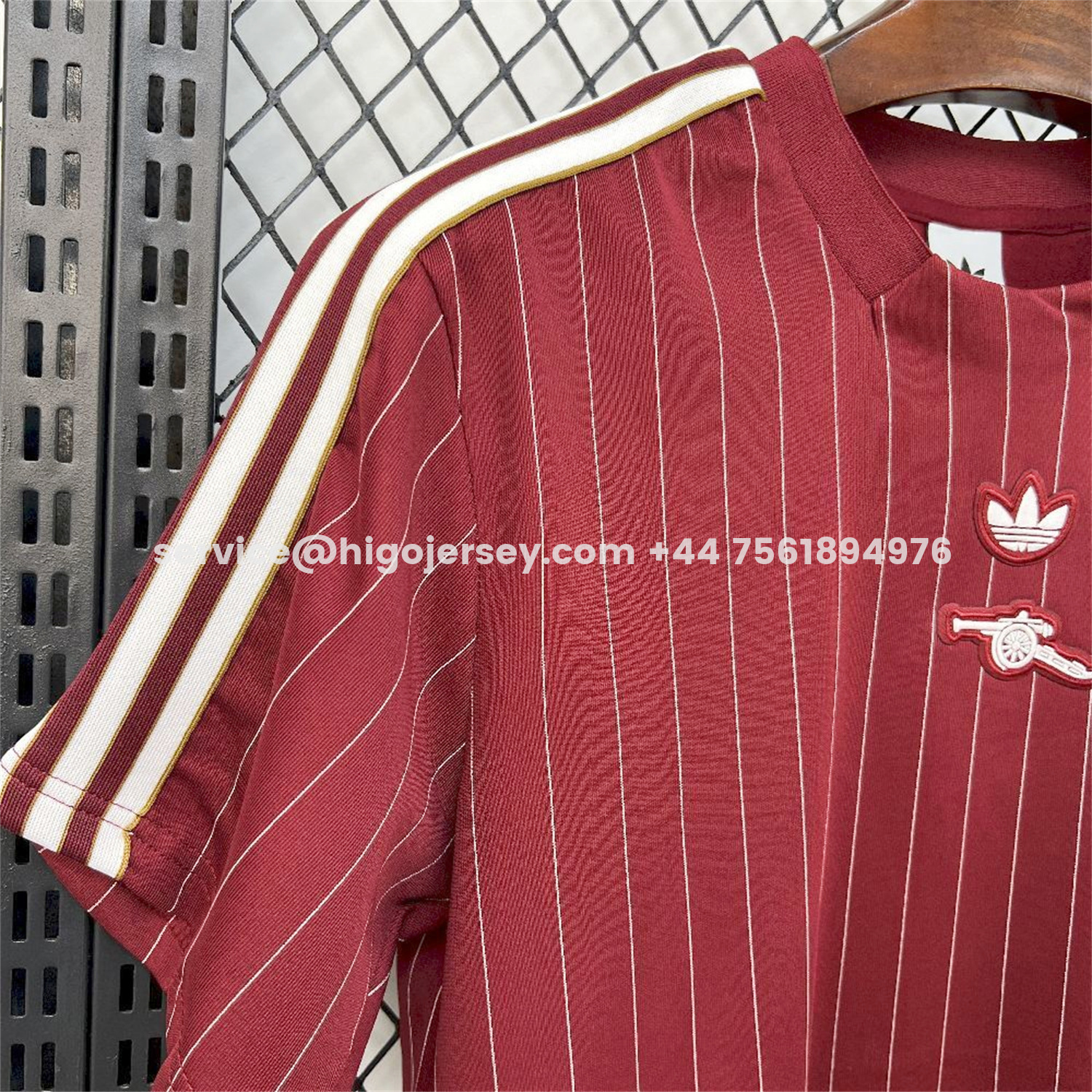 Higojerseys-Arsenal 25-26 Trefoil White Lines Red Travel Jersey - Fans Version