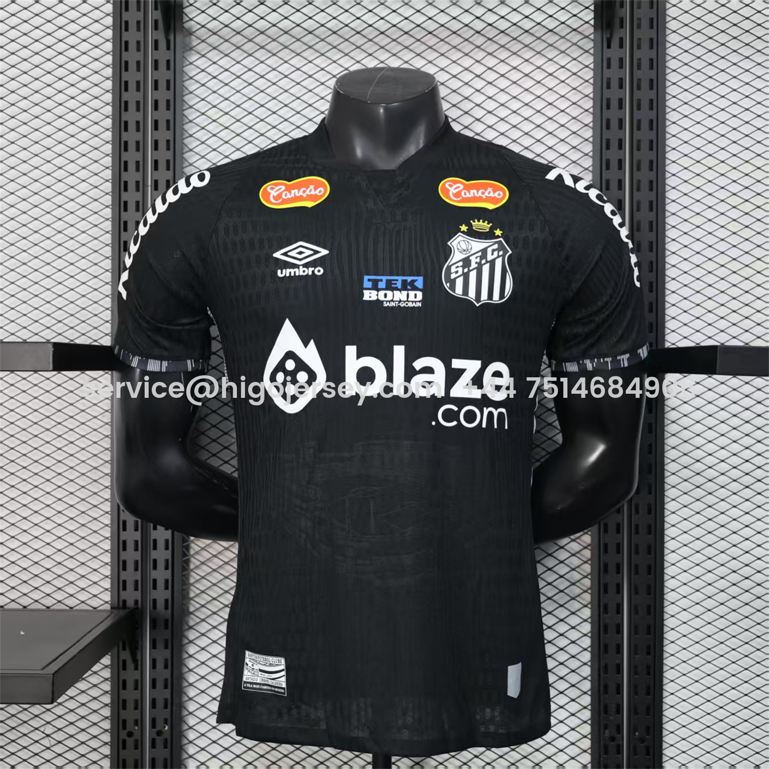 Higojerseys-Santos 2025-26 Goalkeeper 2 Black Jersey With Sponsors - Player Version